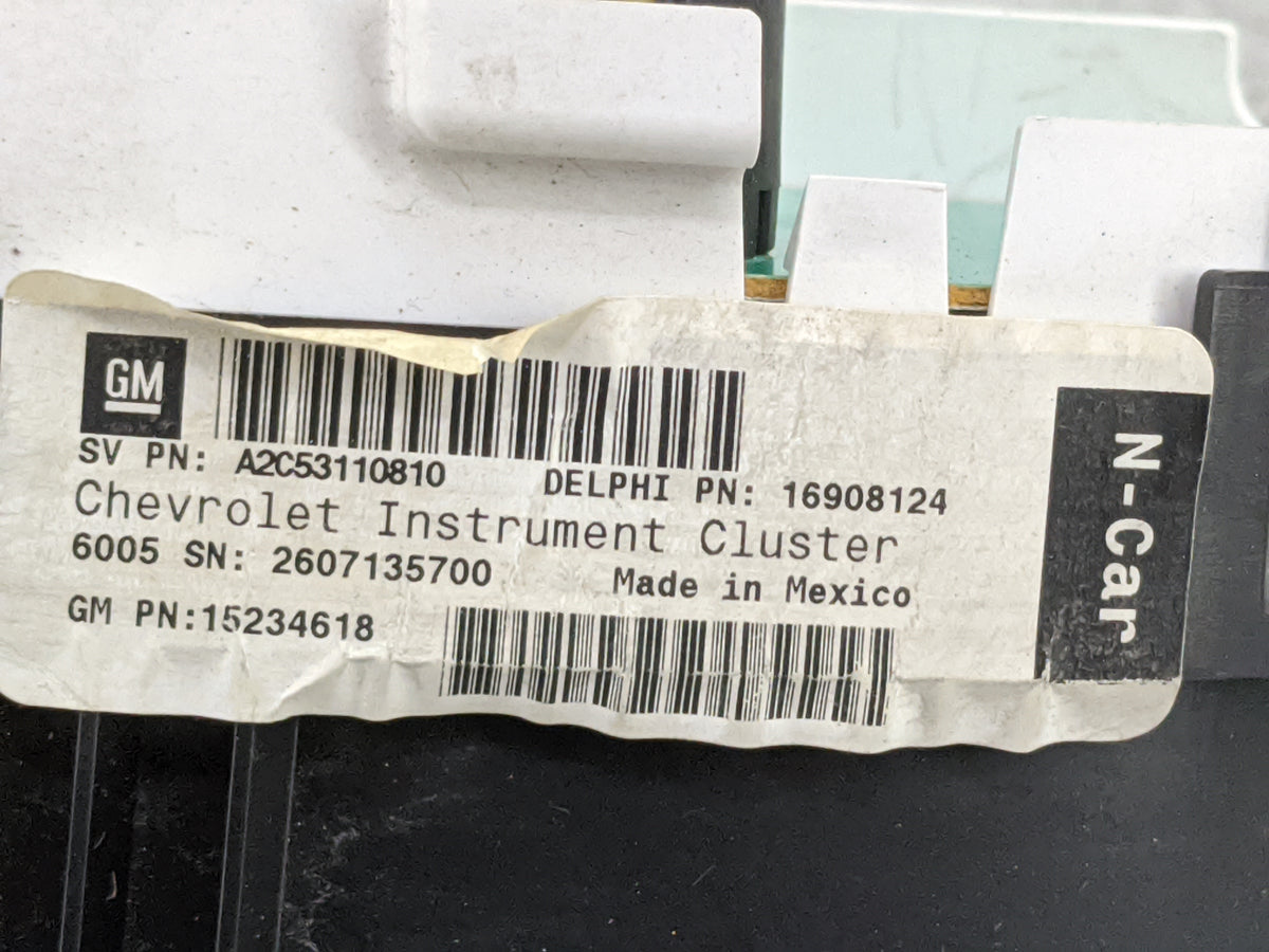 2004-2008 Chevrolet Malibu Instrument Cluster Speedometer Gauges P/N:15234618 16908124 Miles:128K Fits OEM Used Auto Parts -