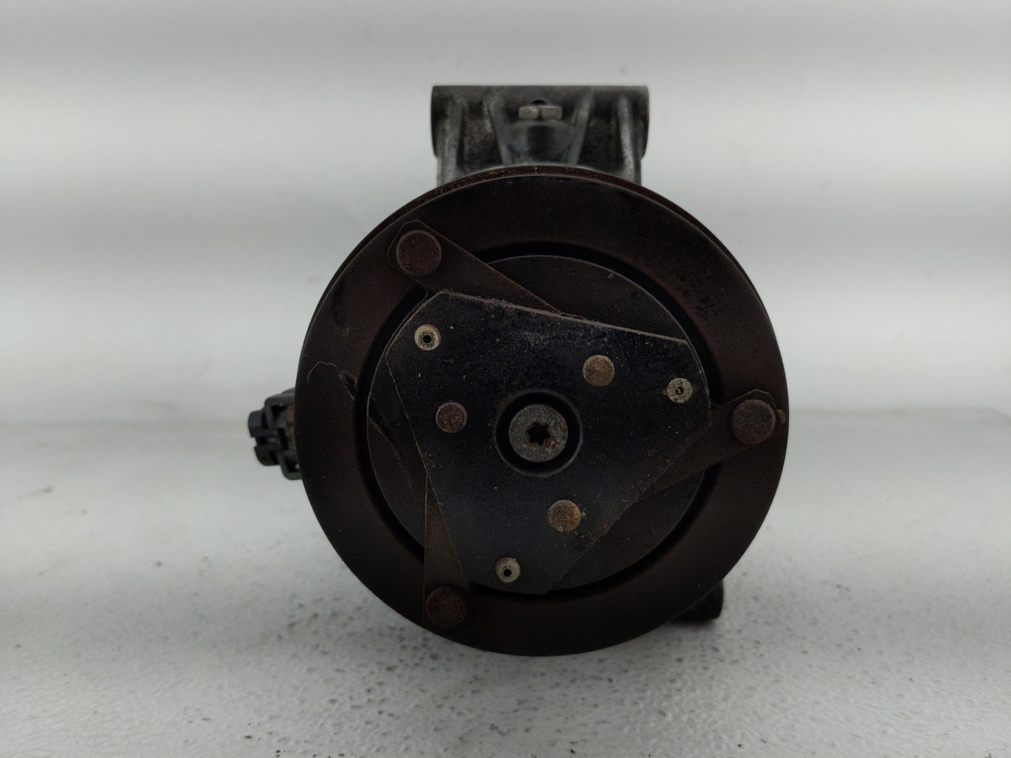 2004-2006 Chevrolet Malibu Air Conditioning A/c Ac Compressor Oem 1275813 - Oemusedautoparts1.com