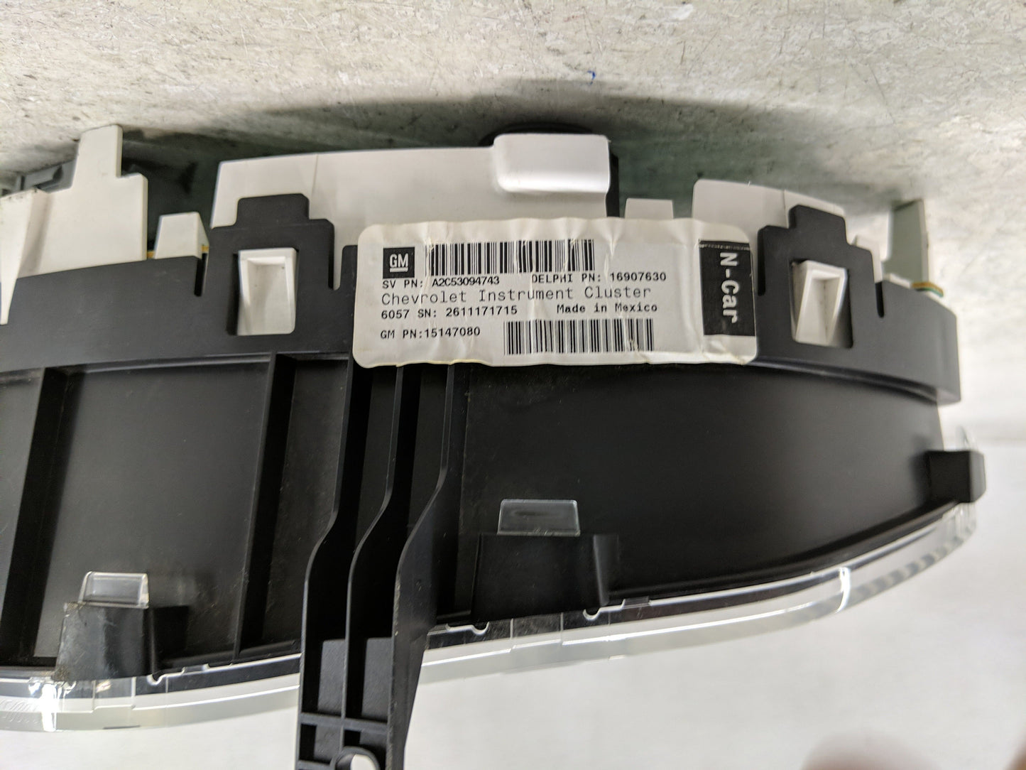 2006-2007 Chevrolet Malibu Instrument Cluster Speedometer Gauges P/N:15147080 Fits Fits 2006 2007 OEM Used Auto Parts - Oemu