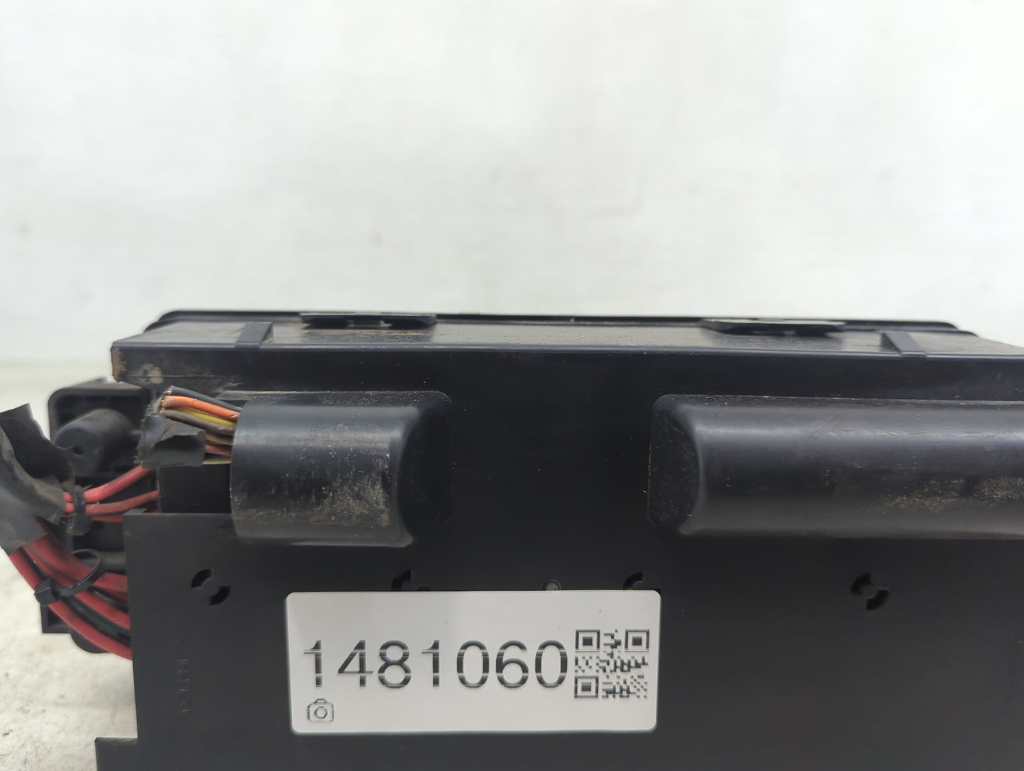 2006 Chevrolet Malibu Fusebox Fuse Box Panel Relay Module P/N:15328897 15328896, 15328807, 12177236, 12177234, 12177238 Fits