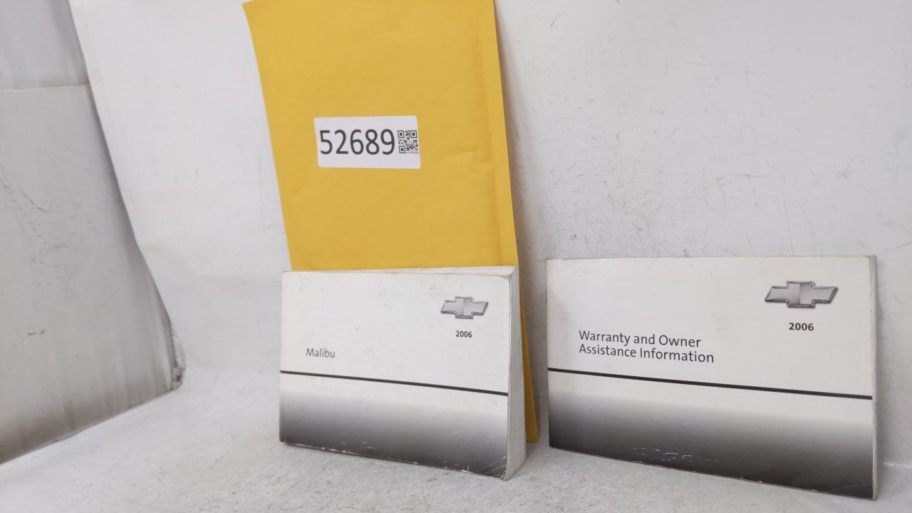 2006 Chevrolet Malibu Owners Manual Book Guide OEM Used Auto Parts - Oemusedautoparts1.com