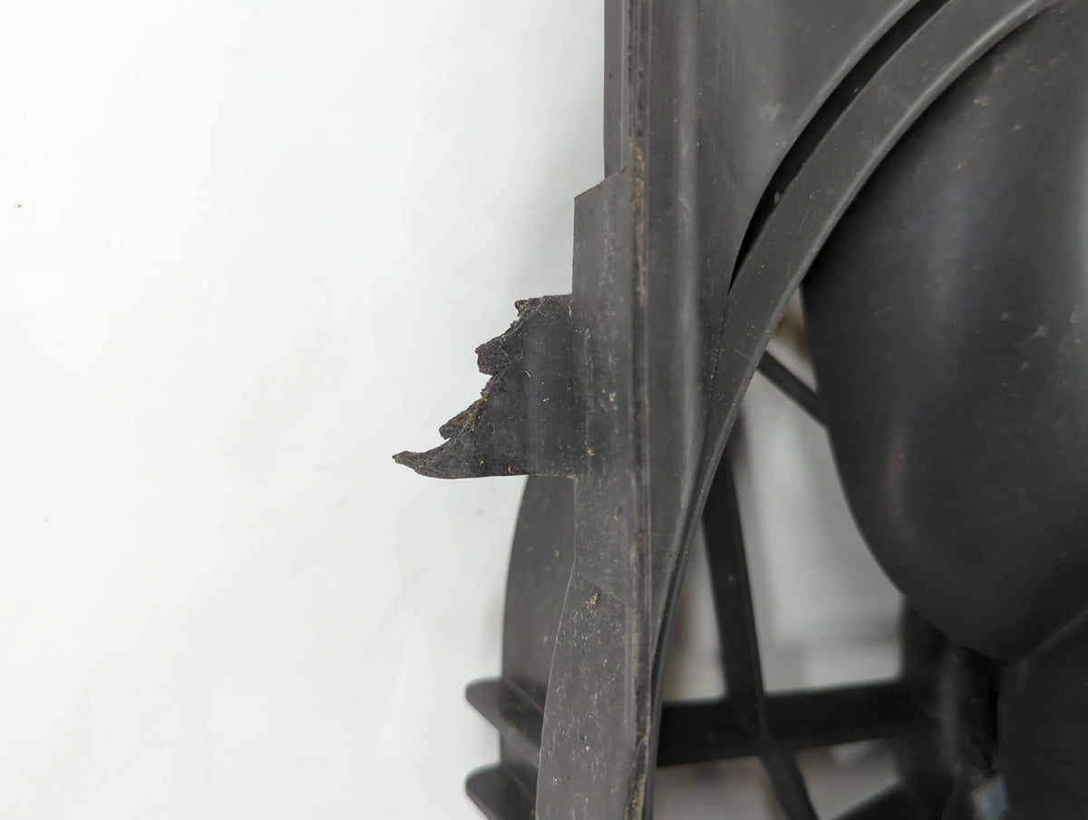2004-2012 Chevrolet Malibu Left Radiator Fan Motor Assembly 733666 - Oemusedautoparts1.com
