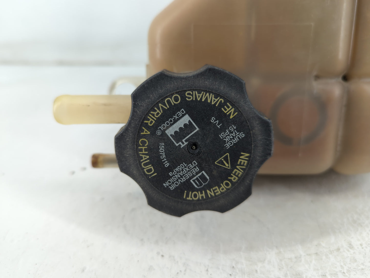 2006 Chevrolet Malibu Radiator Coolant Overflow Expansion Tank Bottle - Oemusedautoparts1.com