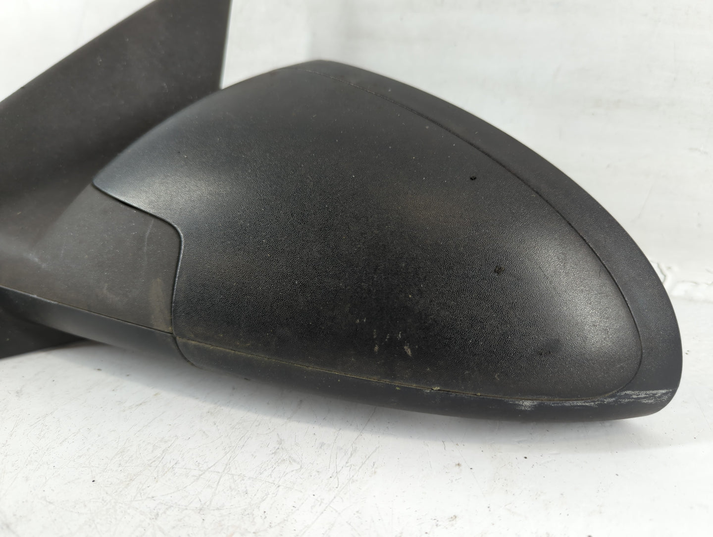 2006-2007 Chevrolet Malibu Driver Left Side View Manual Door Mirror - Oemusedautoparts1.com