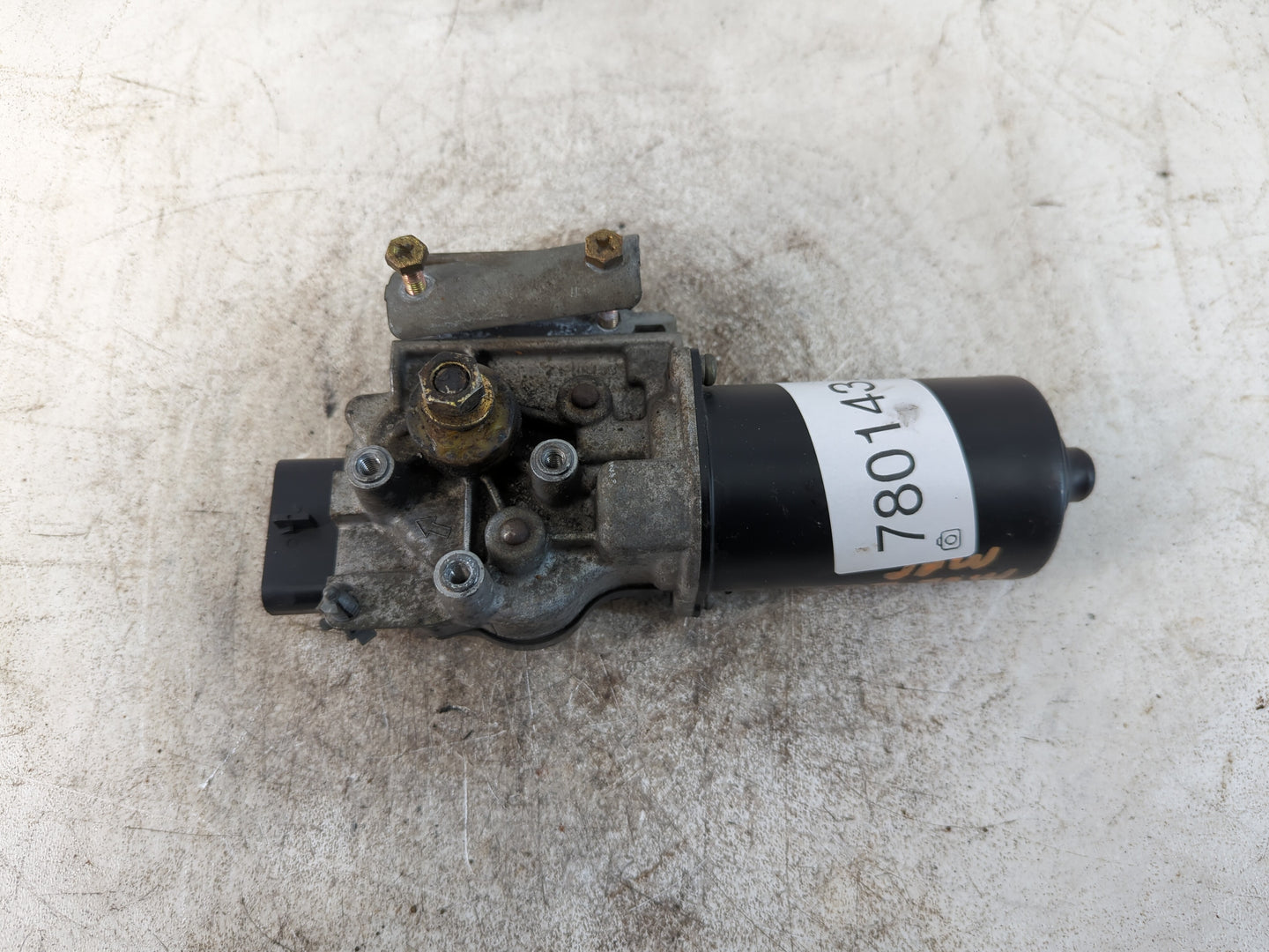 2004-2008 Chevrolet Malibu Front Windshield Wiper Motor Fits Fits 2004 2005 2006 2007 2008 OEM Used Auto Parts - Oemusedauto