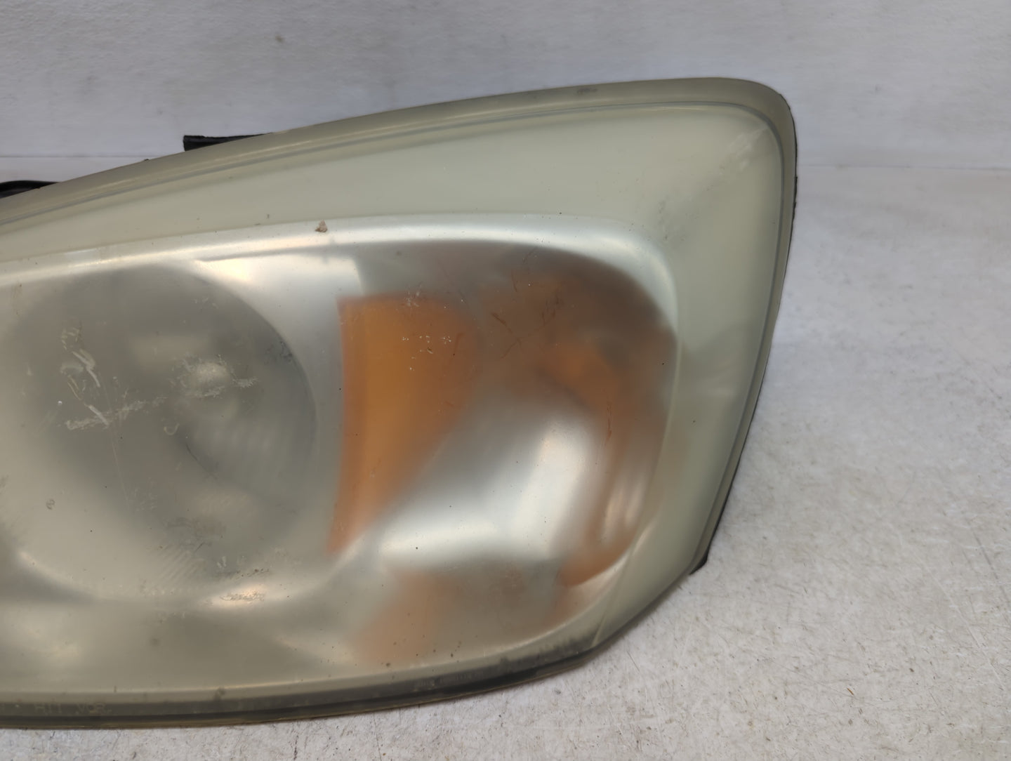 2004-2008 Chevrolet Malibu Driver Left Oem Head Light Headlight Lamp - Oemusedautoparts1.com