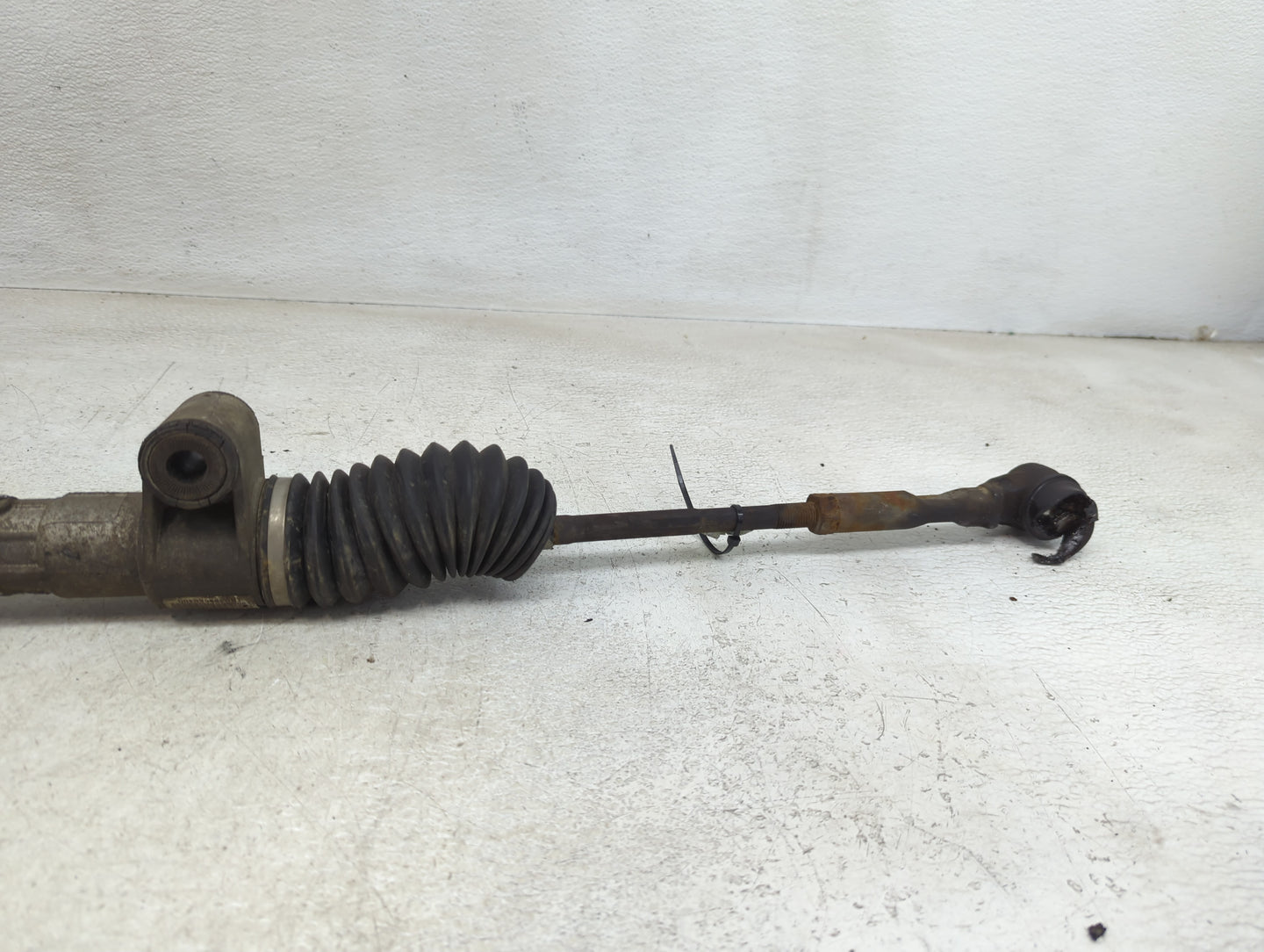 2004-2008 Chevrolet Malibu Rack and Pinion Steering Gear Fits Fits 2004 2005 2006 2007 2008 2009 OEM Used Auto Parts - Oemus