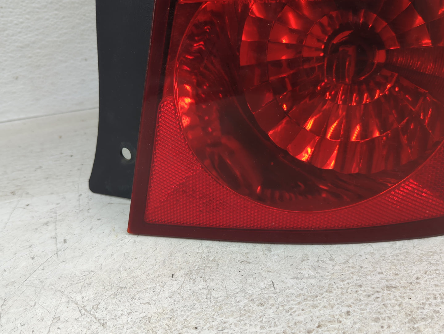 2004-2008 Chevrolet Malibu Tail Light Assembly Passenger Right OEM Fits Fits 2004 2005 2006 2007 2008 OEM Used Auto Parts - 
