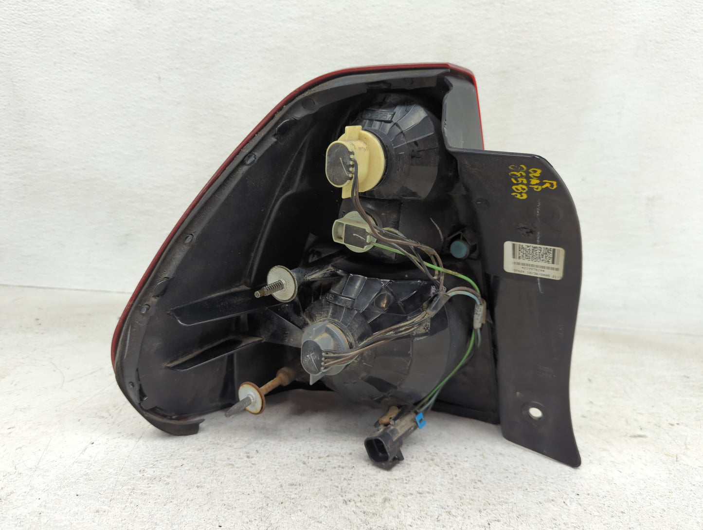 2004-2008 Chevrolet Malibu Tail Light Assembly Passenger Right OEM Fits Fits 2004 2005 2006 2007 2008 OEM Used Auto Parts - 