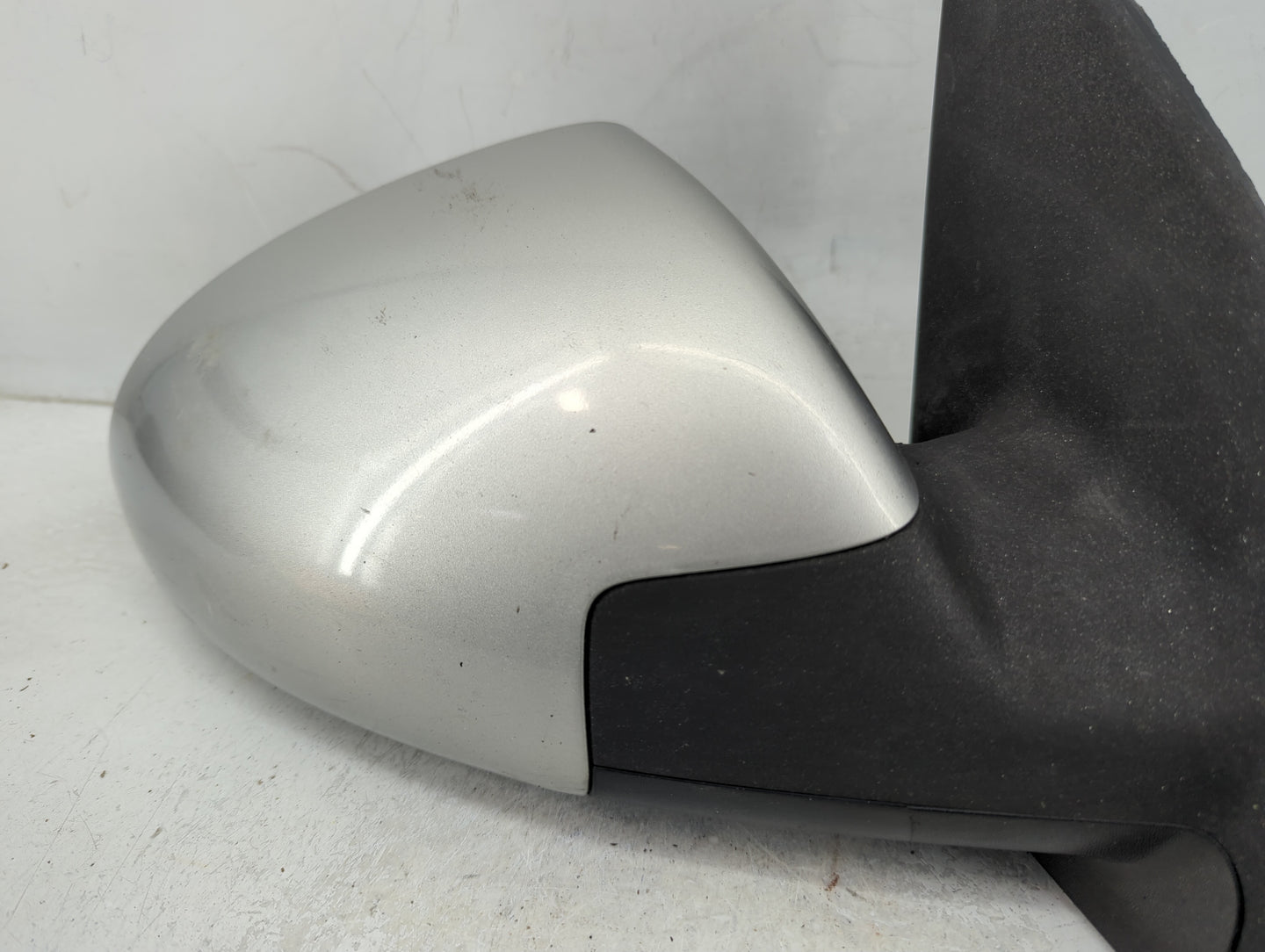 2006-2008 Chevrolet Malibu Passenger Side View Mirror - Right Door Mirror OEM Used - Oemusedautoparts1.com
