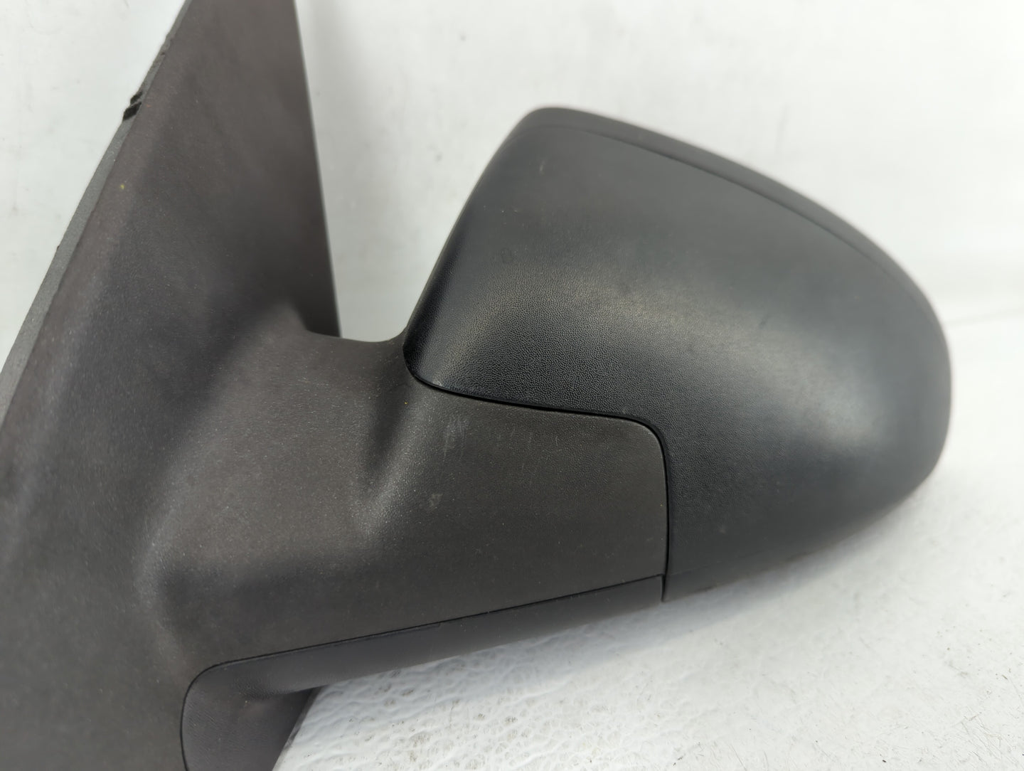 2006 Chevrolet Malibu Driver Side View Mirror - Left Door Mirror OEM Used - Oemusedautoparts1.com