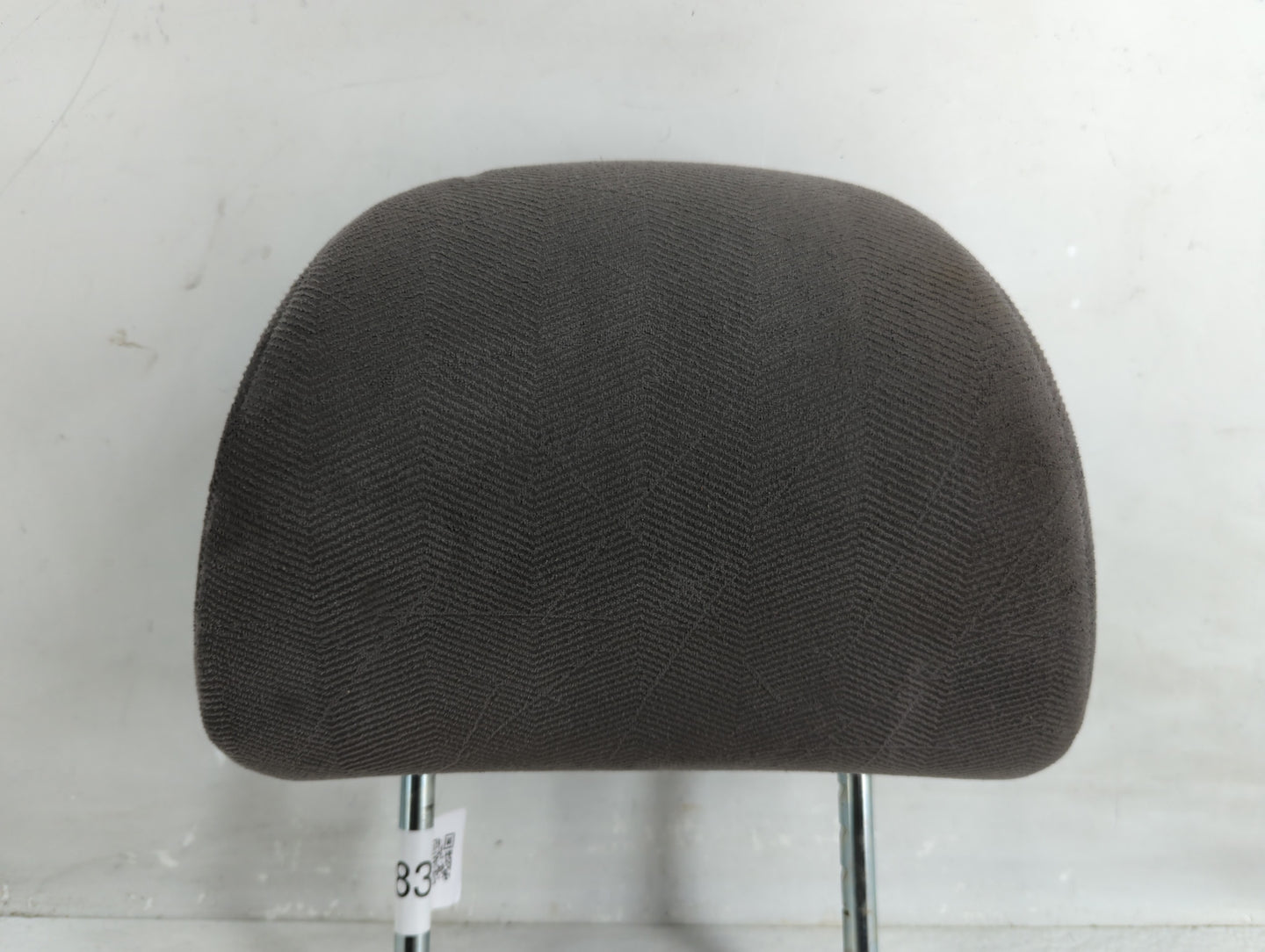 2006-2007 Chevrolet Monte Carlo Headrest Head Rest Front Driver Passenger Seat Fits Fits 2006 2007 OEM Used Auto Parts - Oem