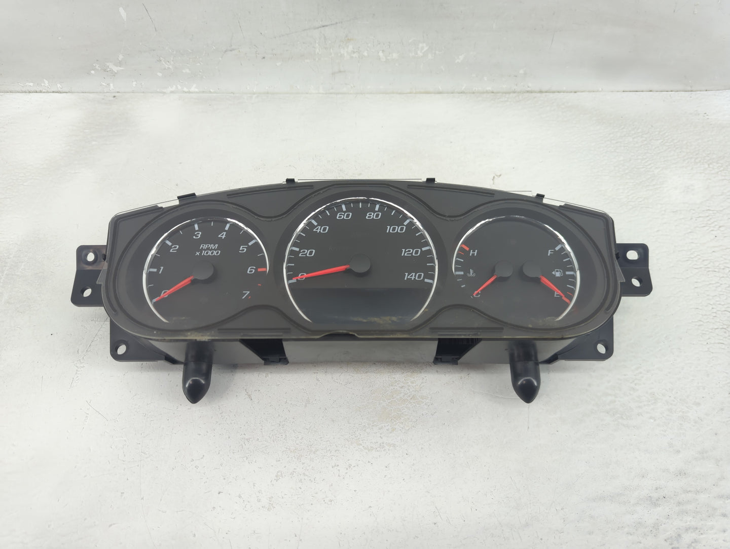 2006 Chevrolet Monte Carlo Instrument Cluster Speedometer Gauges P/N:15782340 Fits OEM Used Auto Parts - Oemusedautoparts1.c
