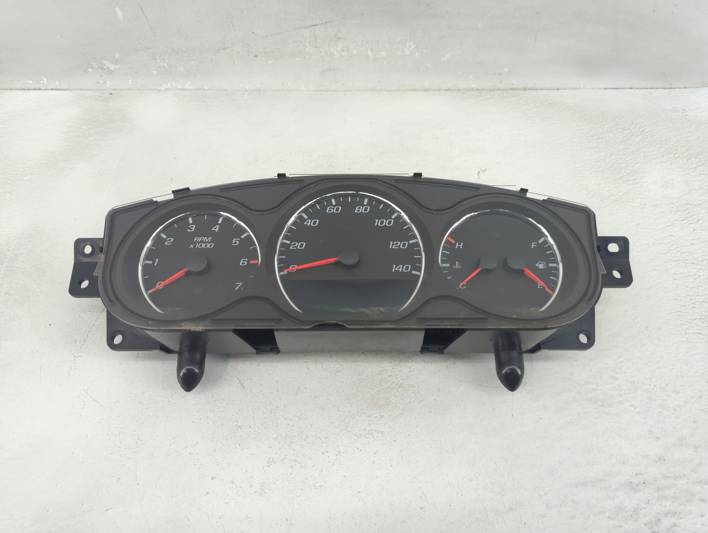 2006 Chevrolet Monte Carlo Instrument Cluster Speedometer Gauges P/N:15782340 Fits OEM Used Auto Parts - Oemusedautoparts1.c