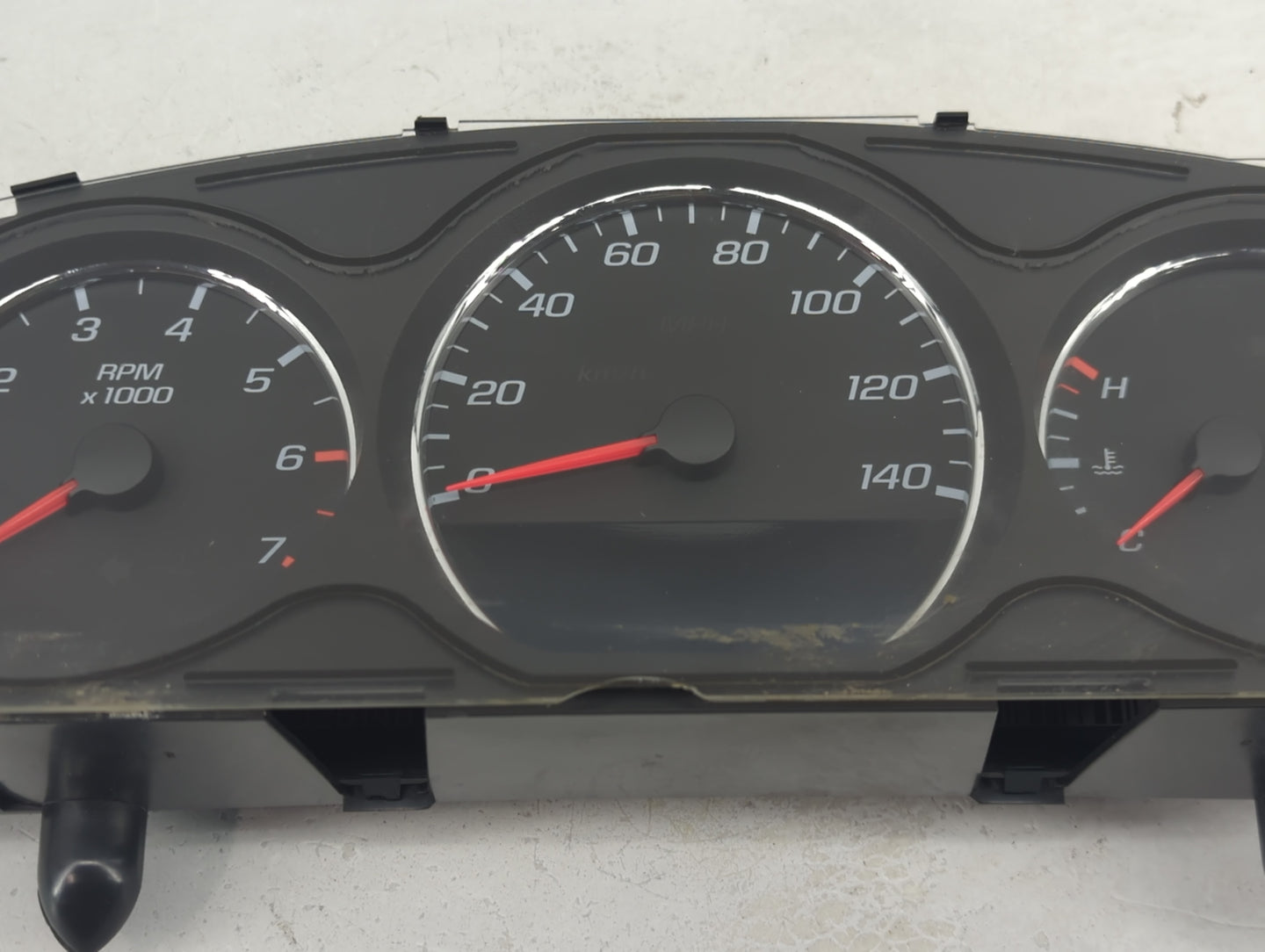 2006 Chevrolet Monte Carlo Instrument Cluster Speedometer Gauges P/N:15782340 Fits OEM Used Auto Parts - Oemusedautoparts1.c