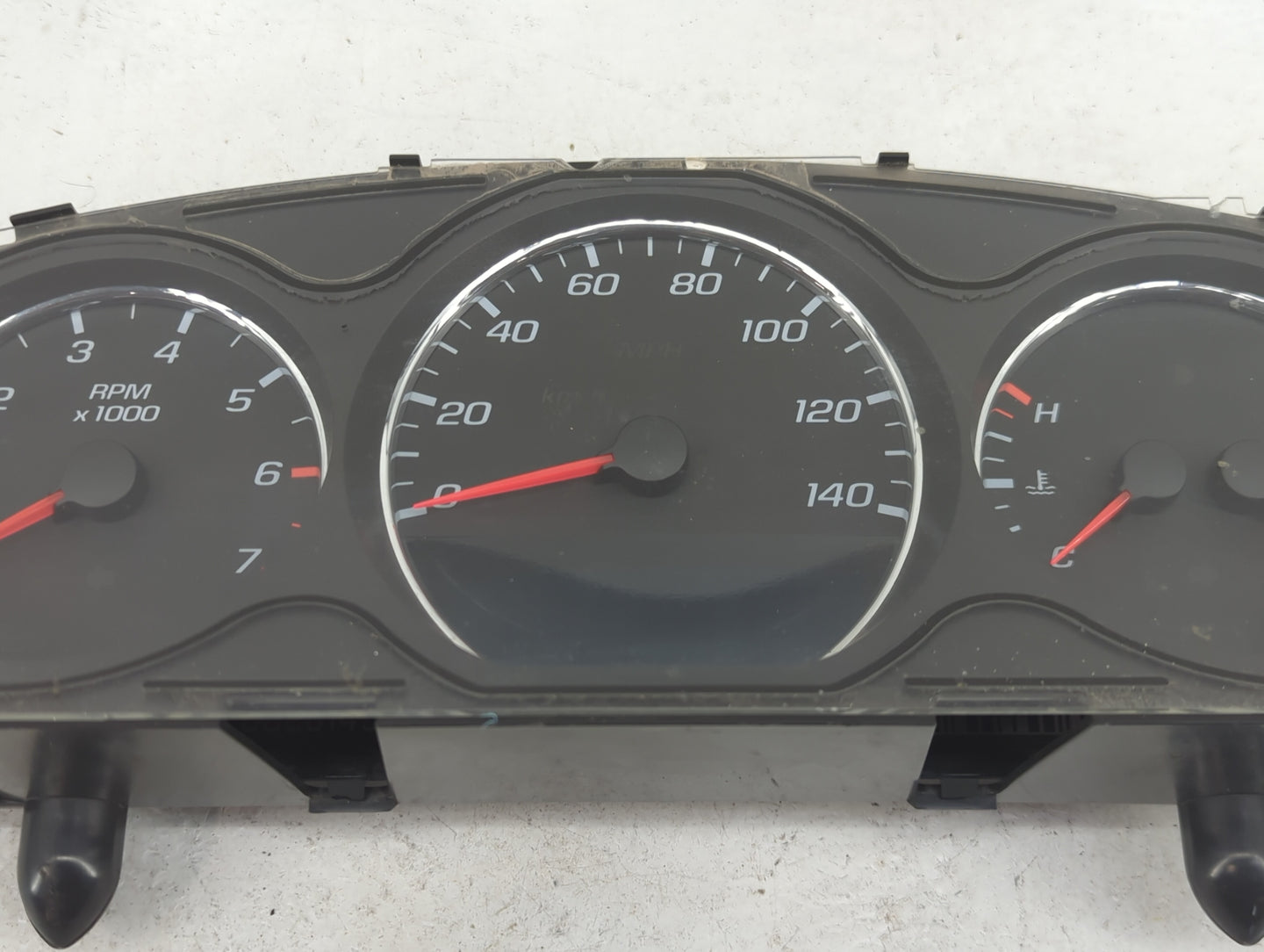 2006 Chevrolet Monte Carlo Instrument Cluster Speedometer Gauges P/N:15782340 28032830, 50FCMBF060196BCU Fits OEM Used Auto 