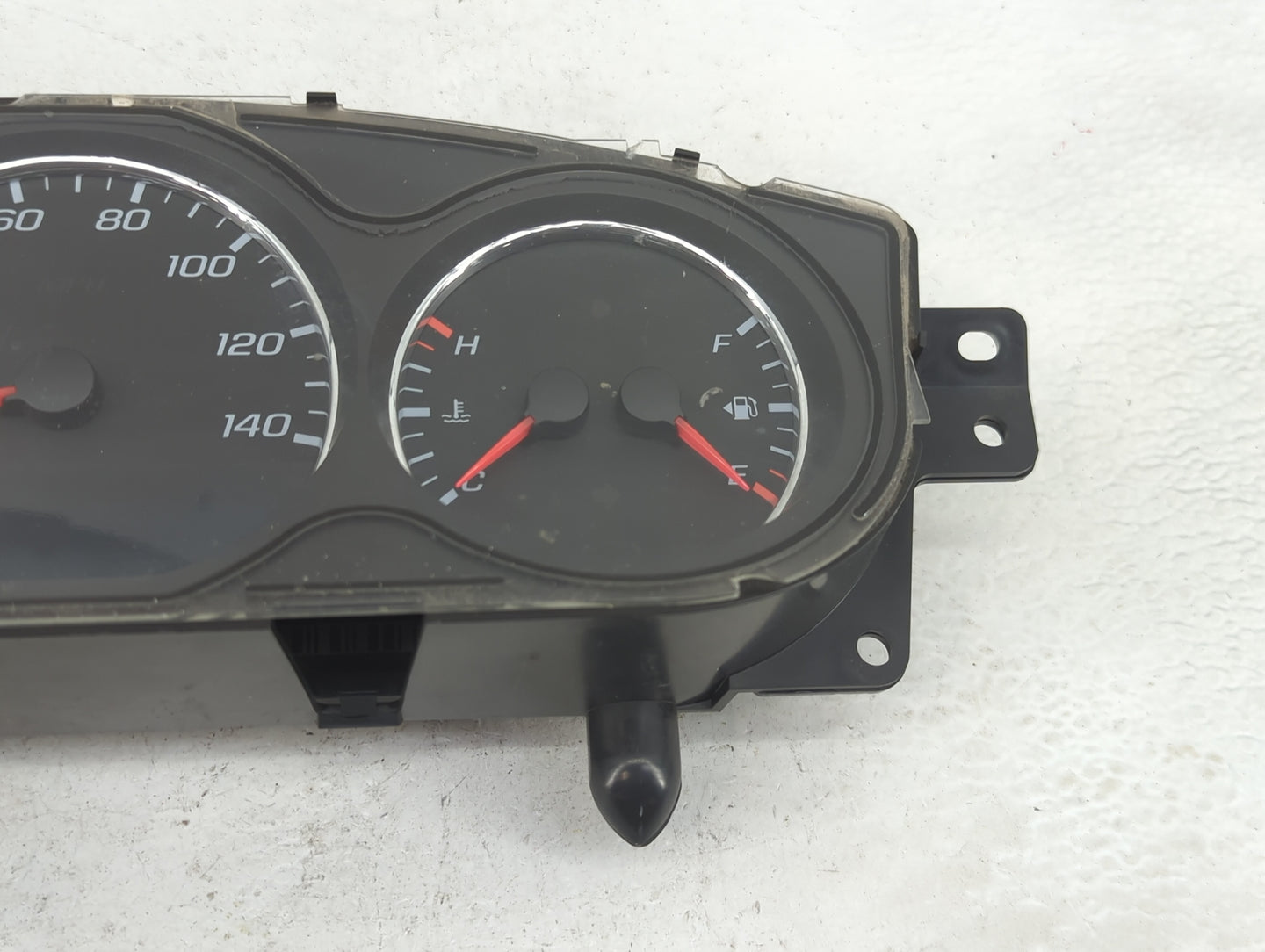 2006 Chevrolet Monte Carlo Instrument Cluster Speedometer Gauges P/N:15782340 28032830, 50FCMBF060196BCU Fits OEM Used Auto 