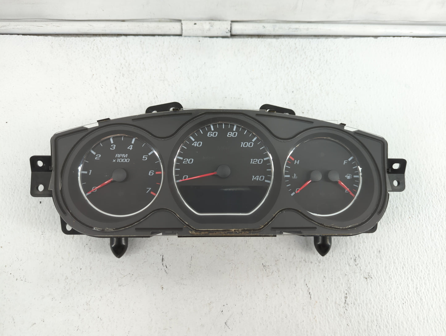 2006 Chevrolet Monte Carlo Instrument Cluster Speedometer Gauges P/N:28032830 Fits Fits 2007 OEM Used Auto Parts - Oemusedau
