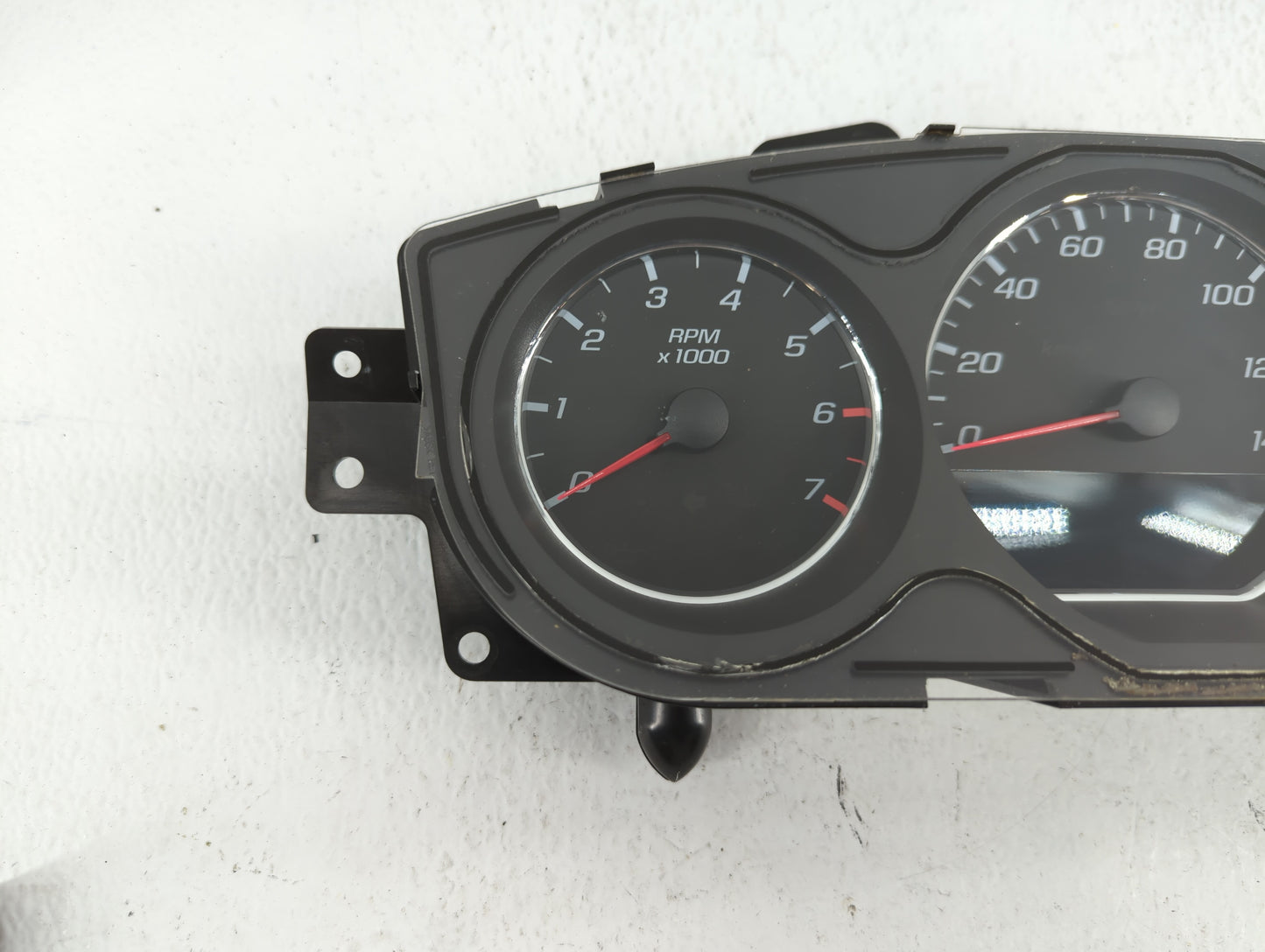 2006 Chevrolet Monte Carlo Instrument Cluster Speedometer Gauges P/N:28032830 Fits Fits 2007 OEM Used Auto Parts - Oemusedau