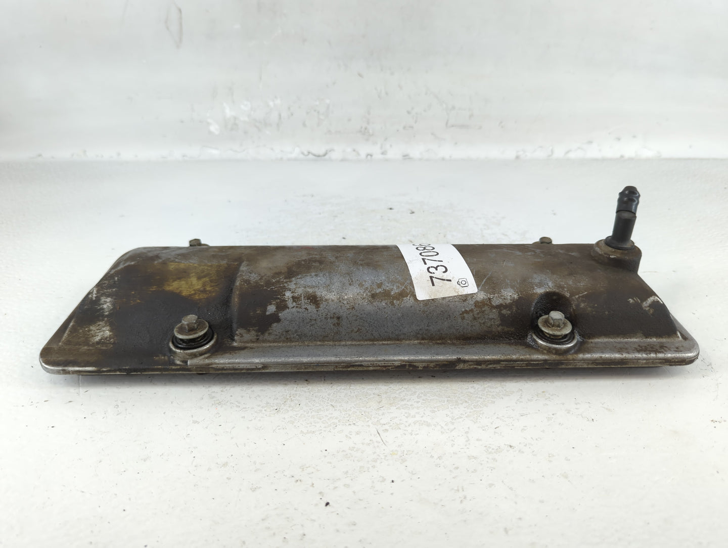 2006 Chevrolet Monte Carlo Driver Left Cylinder Head Valve Cover P/N:12591712 Fits OEM Used Auto Parts - Oemusedautoparts1.c