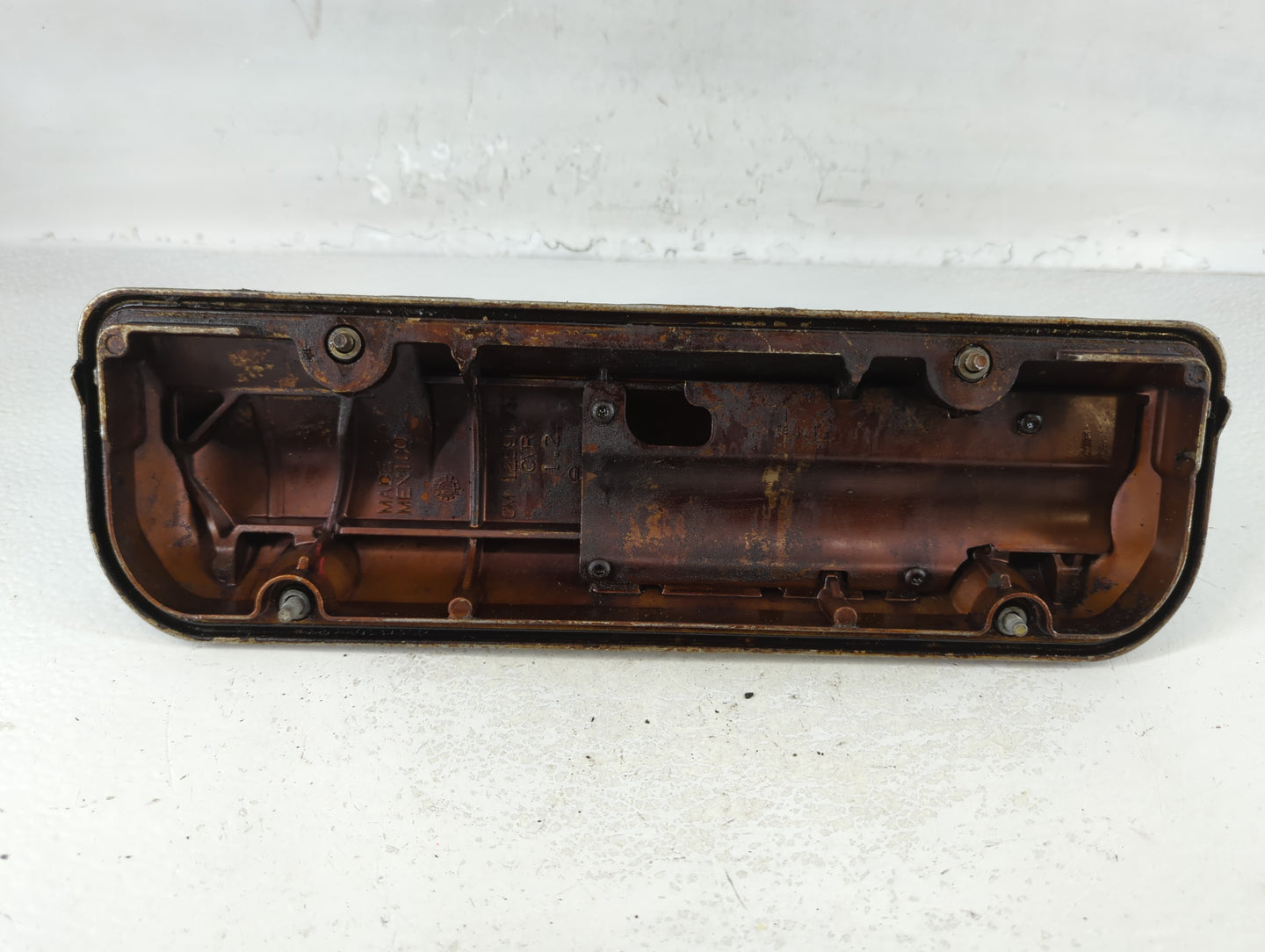 2006 Chevrolet Monte Carlo Driver Left Cylinder Head Valve Cover P/N:12591712 Fits OEM Used Auto Parts - Oemusedautoparts1.c