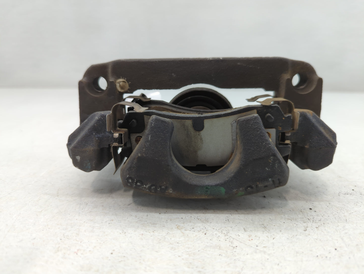 2000-2007 Chevrolet Monte Carlo Front Driver Left Brake Caliper - Oemusedautoparts1.com