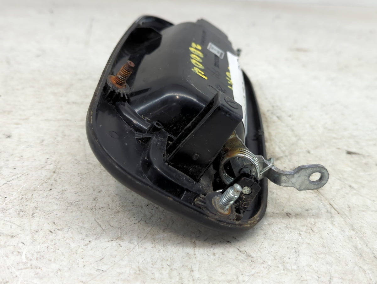 Chevrolet Silverado Passenger Front Right Door Handle Exterior Assembly - Oemusedautoparts1.com