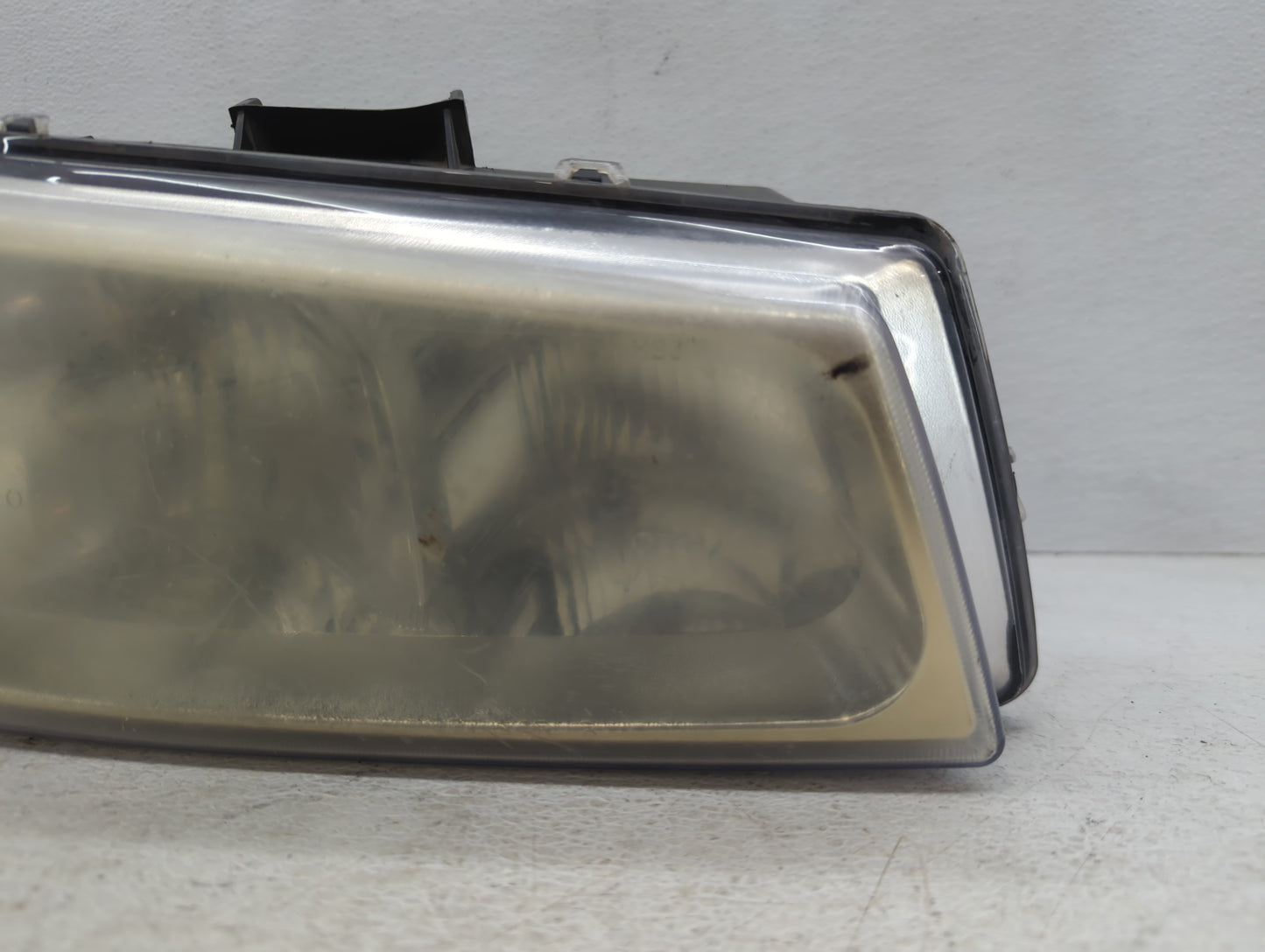 2005 Silverado 1500 Passenger Right Oem Head Light Headlight Lamp - Oemusedautoparts1.com