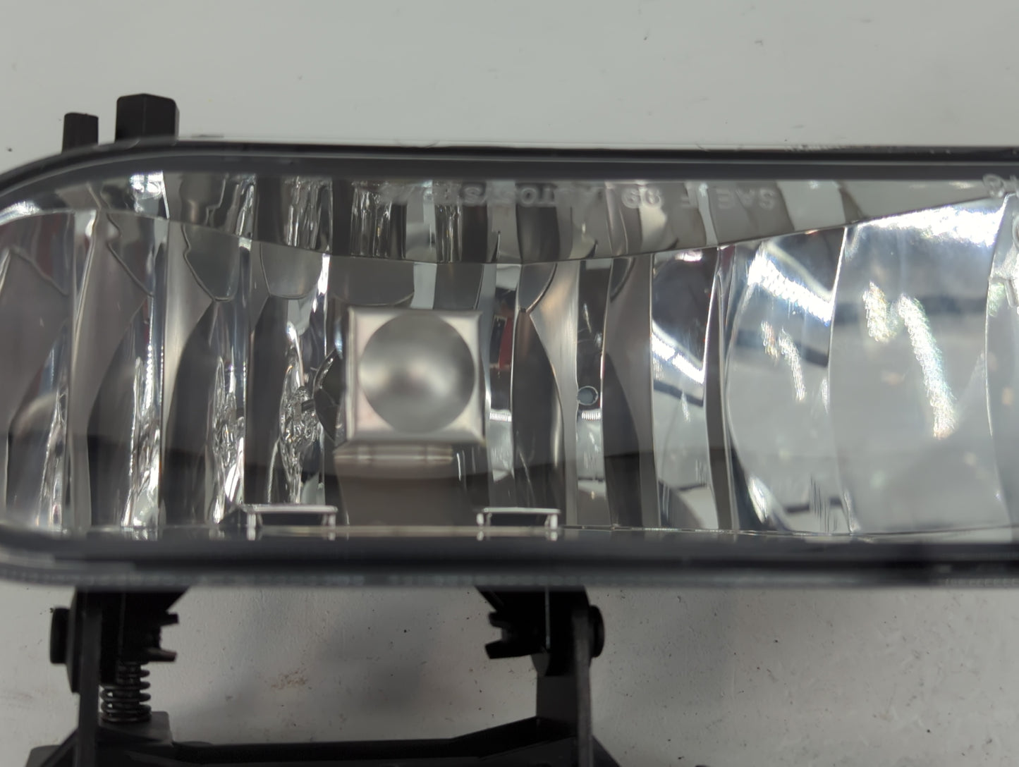 2004-2007 Chevrolet Silverado 1500 Driver Left Oem Fog Light Lamp - Oemusedautoparts1.com