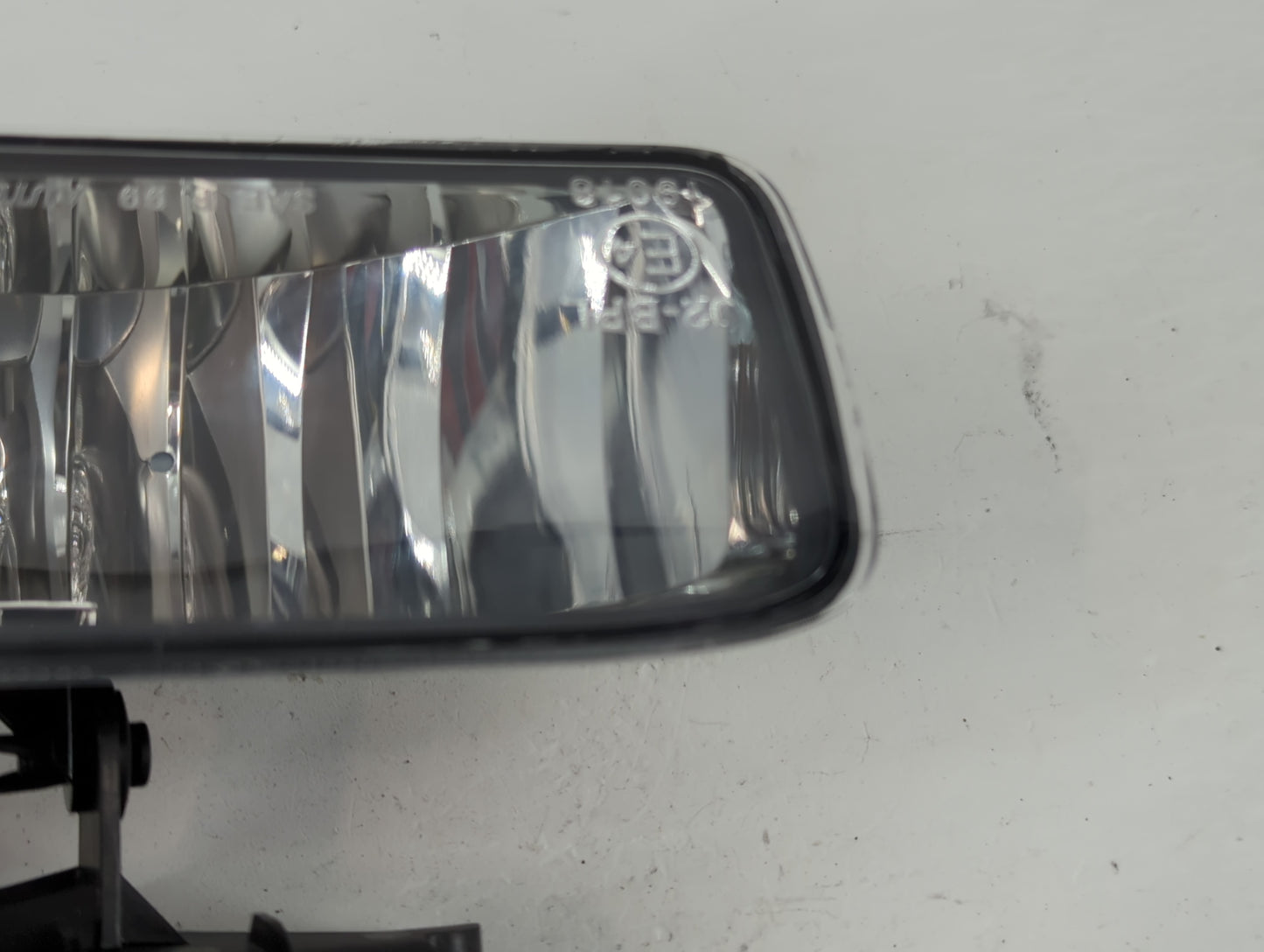 2004-2007 Chevrolet Silverado 1500 Driver Left Oem Fog Light Lamp - Oemusedautoparts1.com