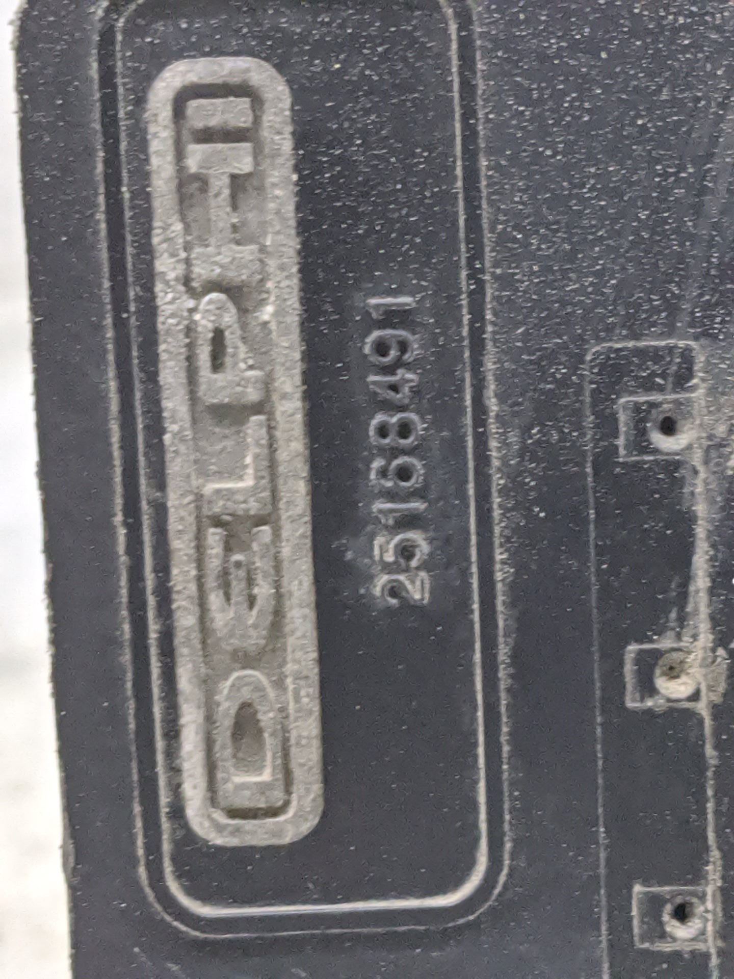 1999-2007 Chevrolet Silverado 1500 Mass Air Flow Meter Maf 1485465 - Oemusedautoparts1.com