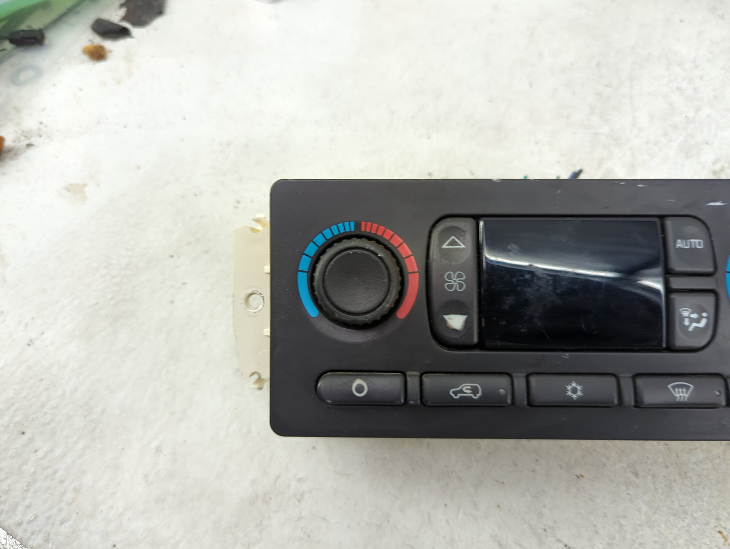 2005-2007 Chevrolet Silverado 1500 Climate Control Module Temperature AC/Heater Replacement P/N:10367041 Fits Fits 2005 2006