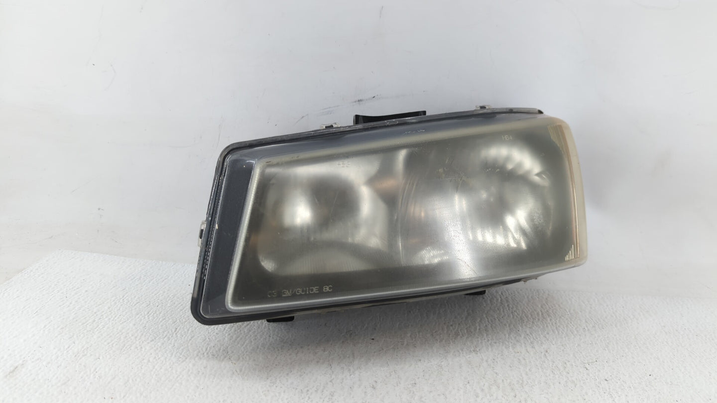 2005 Chevrolet Silverado 1500 Driver Left Oem Head Light Headlight Lamp - Oemusedautoparts1.com
