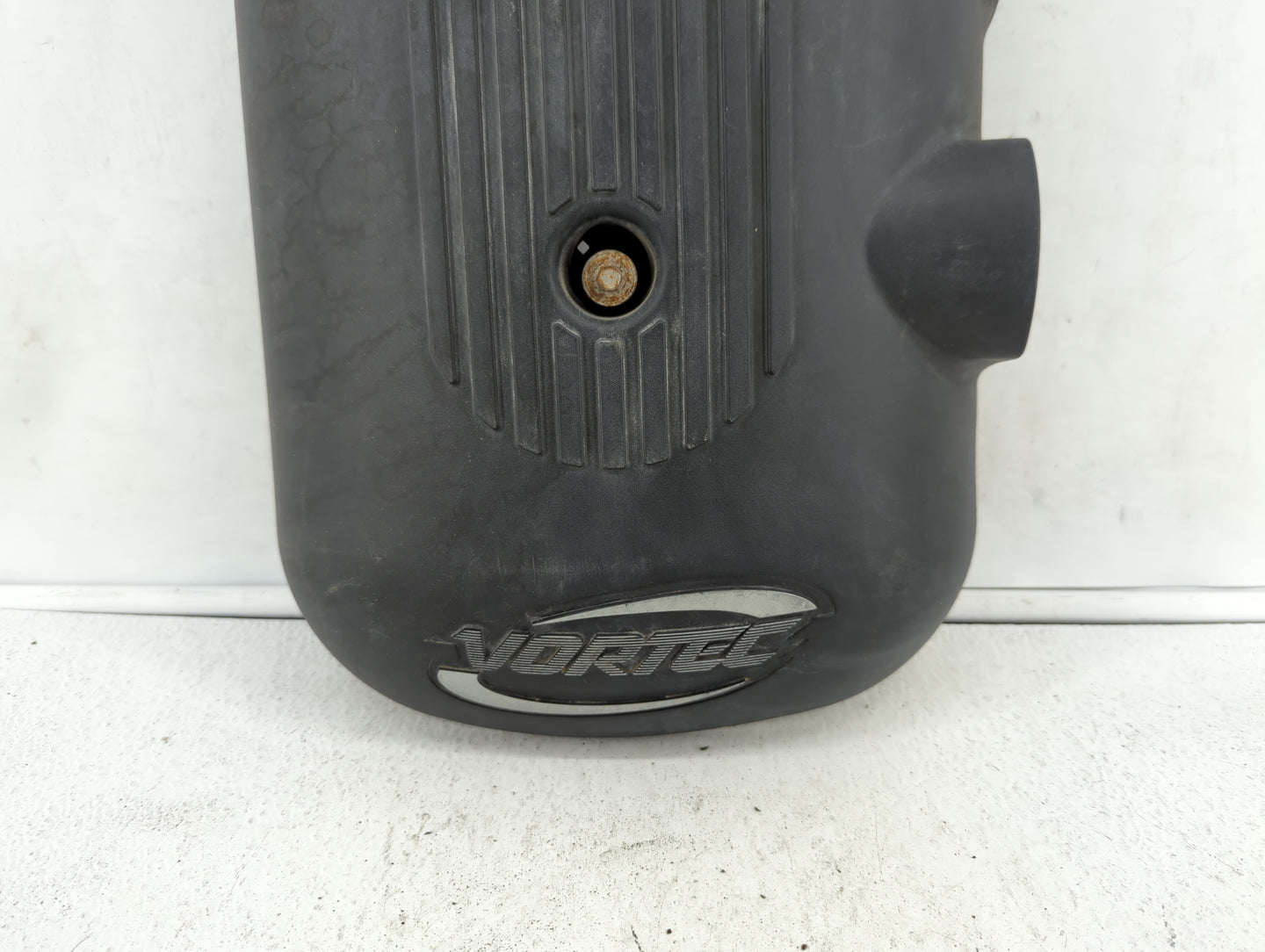 2006 Chevrolet Silverado 1500 Engine Cover - Oemusedautoparts1.com