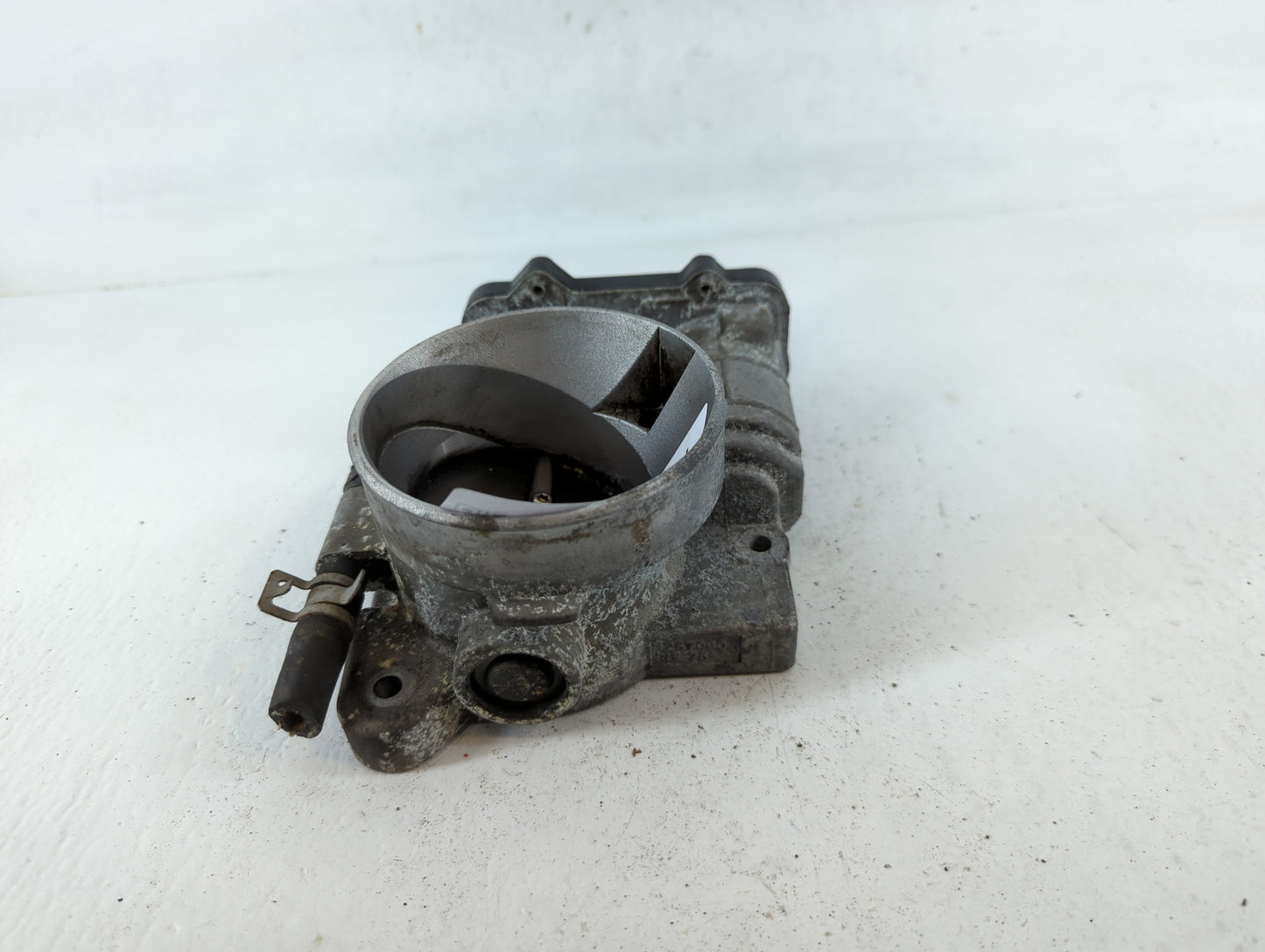 2003-2007 Chevrolet Silverado 1500 Throttle Body P/N:RME75 1257080 Fits Fits 2003 2004 2005 2006 2007 OEM Used Auto Parts - 