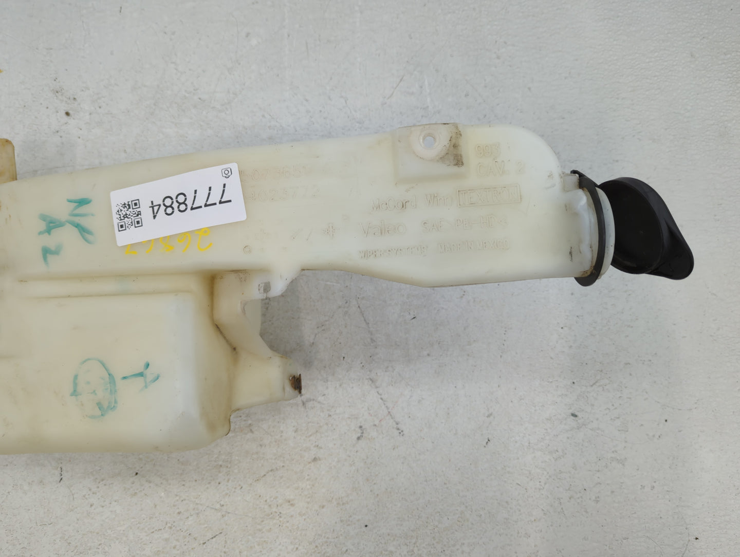2006 Silverado 1500 Windshield Washer Fluid Reservoir Bottle Oem - Oemusedautoparts1.com