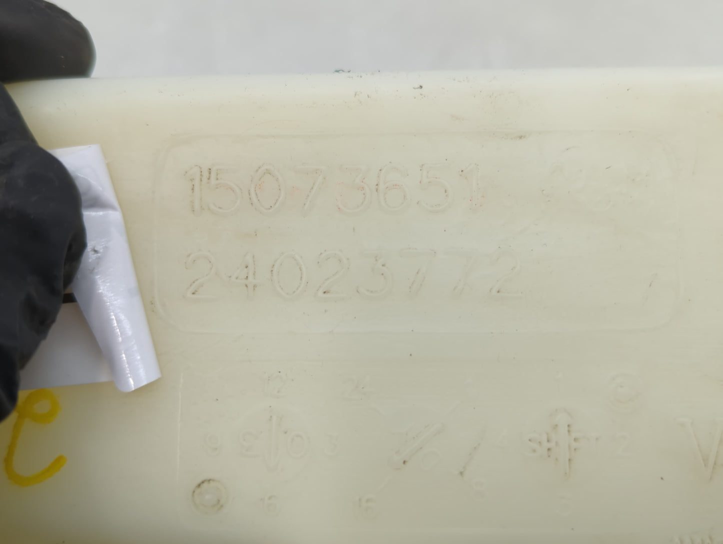 2006 Silverado 1500 Windshield Washer Fluid Reservoir Bottle Oem - Oemusedautoparts1.com