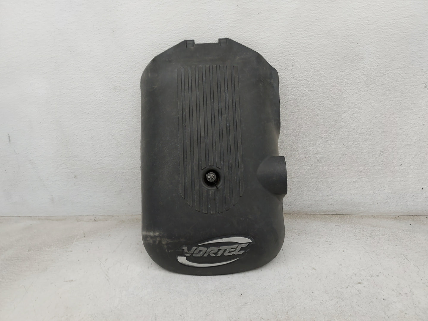 2006 Chevrolet Silverado 2500 Engine Cover 430328 - Oemusedautoparts1.com