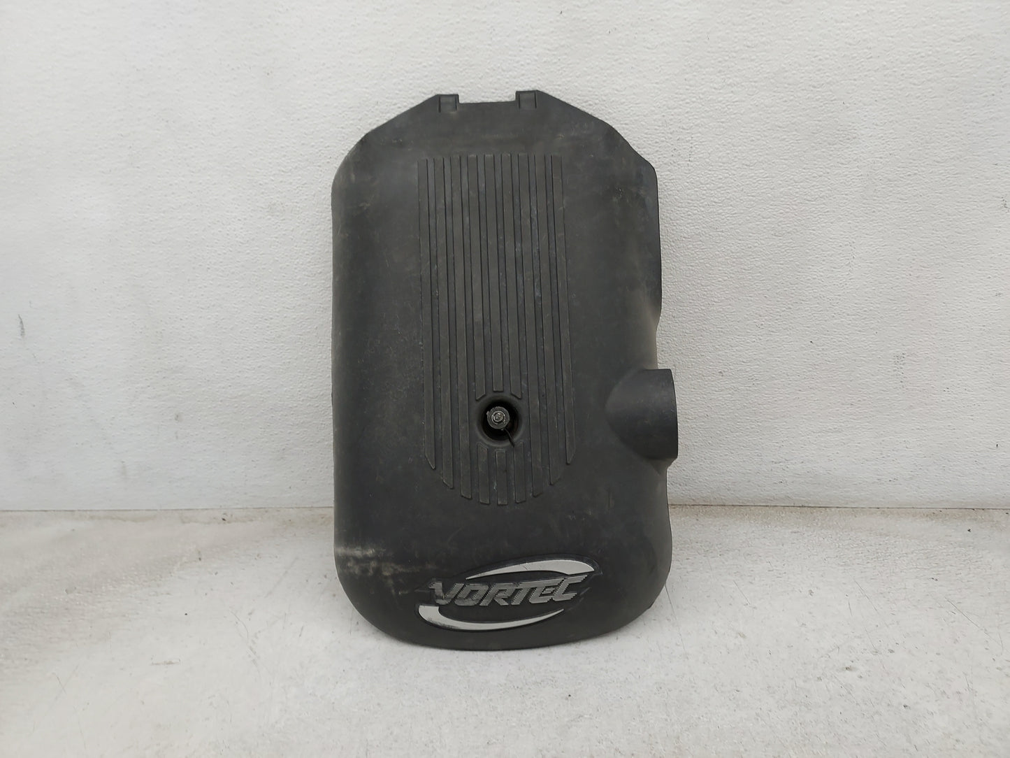 2006 Chevrolet Silverado 2500 Engine Cover 430328 - Oemusedautoparts1.com