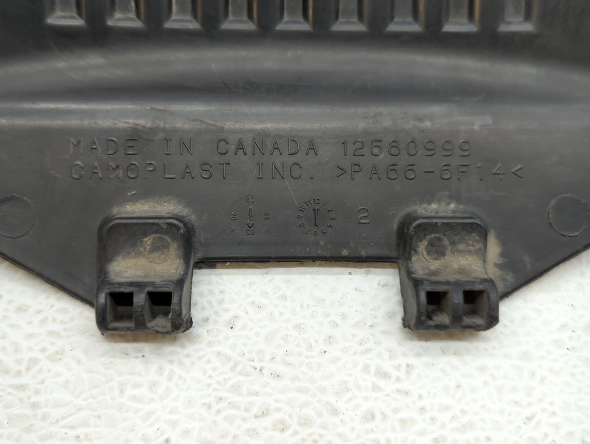 2006 Chevrolet Silverado 2500 Engine Cover 437991 - Oemusedautoparts1.com
