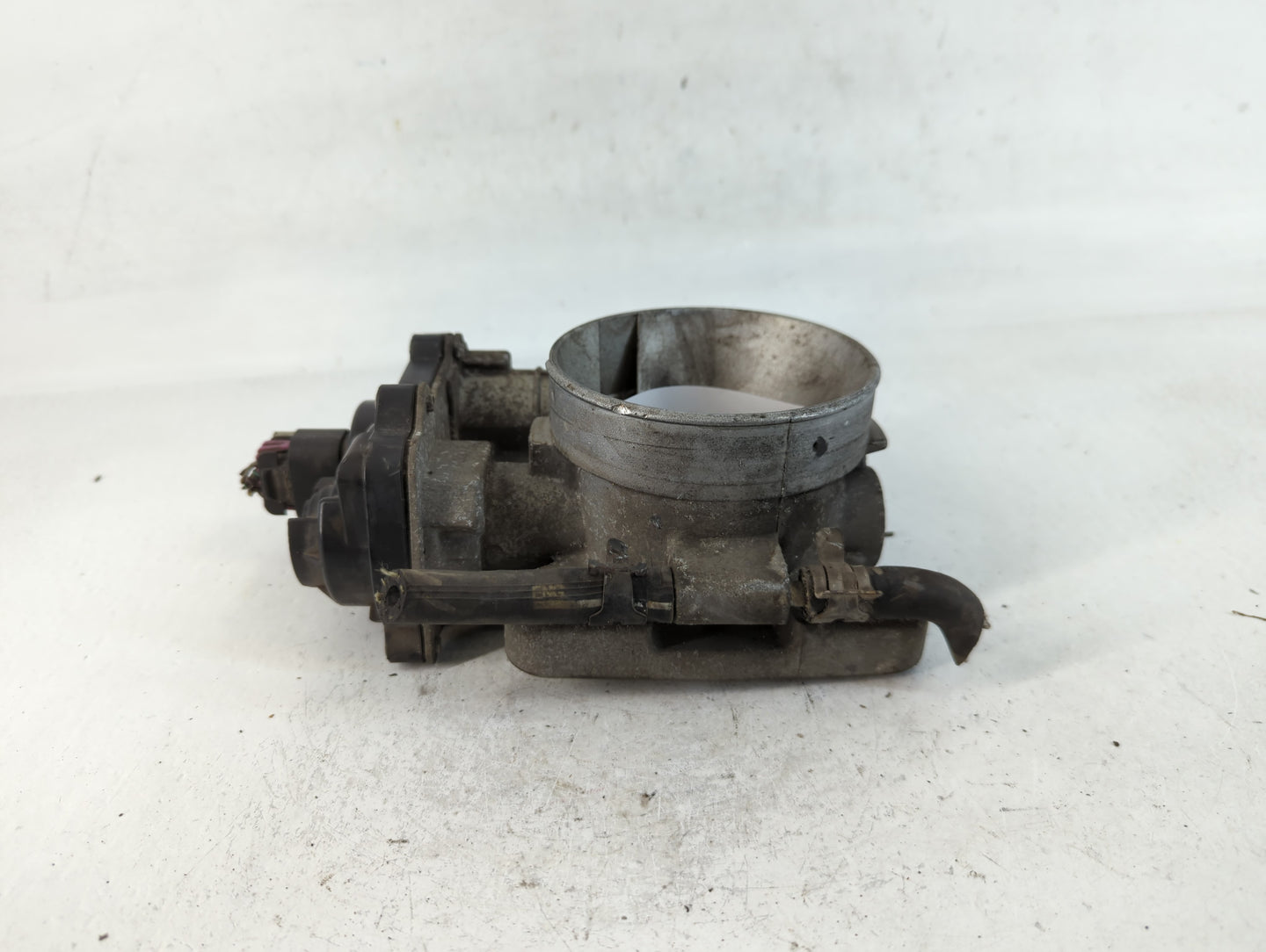 2003-2004 Chevrolet Silverado 2500 Throttle Body P/N:1257080 Fits Fits 2003 2004 2005 2006 2007 OEM Used Auto Parts - Oemuse