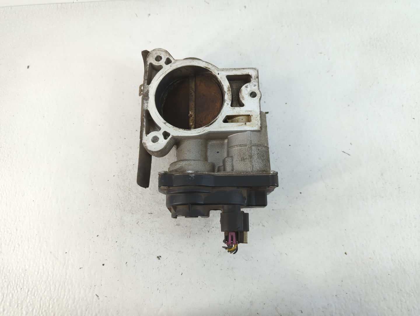 2003-2004 Chevrolet Silverado 2500 Throttle Body P/N:1257080 Fits Fits 2003 2004 2005 2006 2007 OEM Used Auto Parts - Oemuse