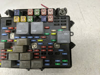2003-2006 Chevrolet Suburban 1500 Fusebox Fuse Box Panel Relay Module Fits Fits 2003 2004 2005 2006 OEM Used Auto Parts - Oe