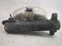 2006 Chevrolet Suburban 1500 Brake Master Cylinder 1498318 - Oemusedautoparts1.com