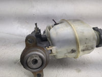 2006 Chevrolet Suburban 1500 Brake Master Cylinder 1498318 - Oemusedautoparts1.com