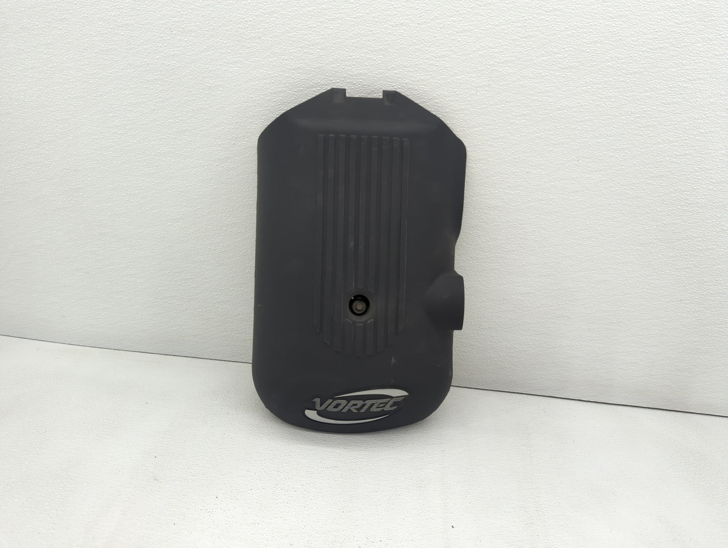 2006 Chevrolet Suburban 1500 Engine Cover - Oemusedautoparts1.com