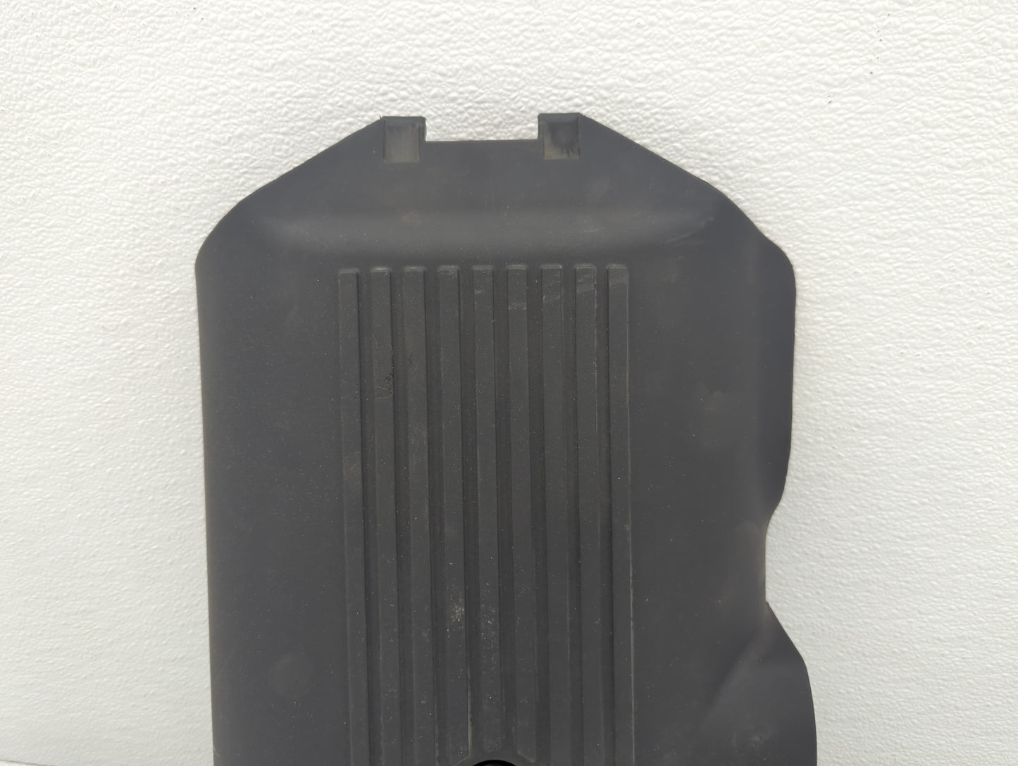 2006 Chevrolet Suburban 1500 Engine Cover - Oemusedautoparts1.com