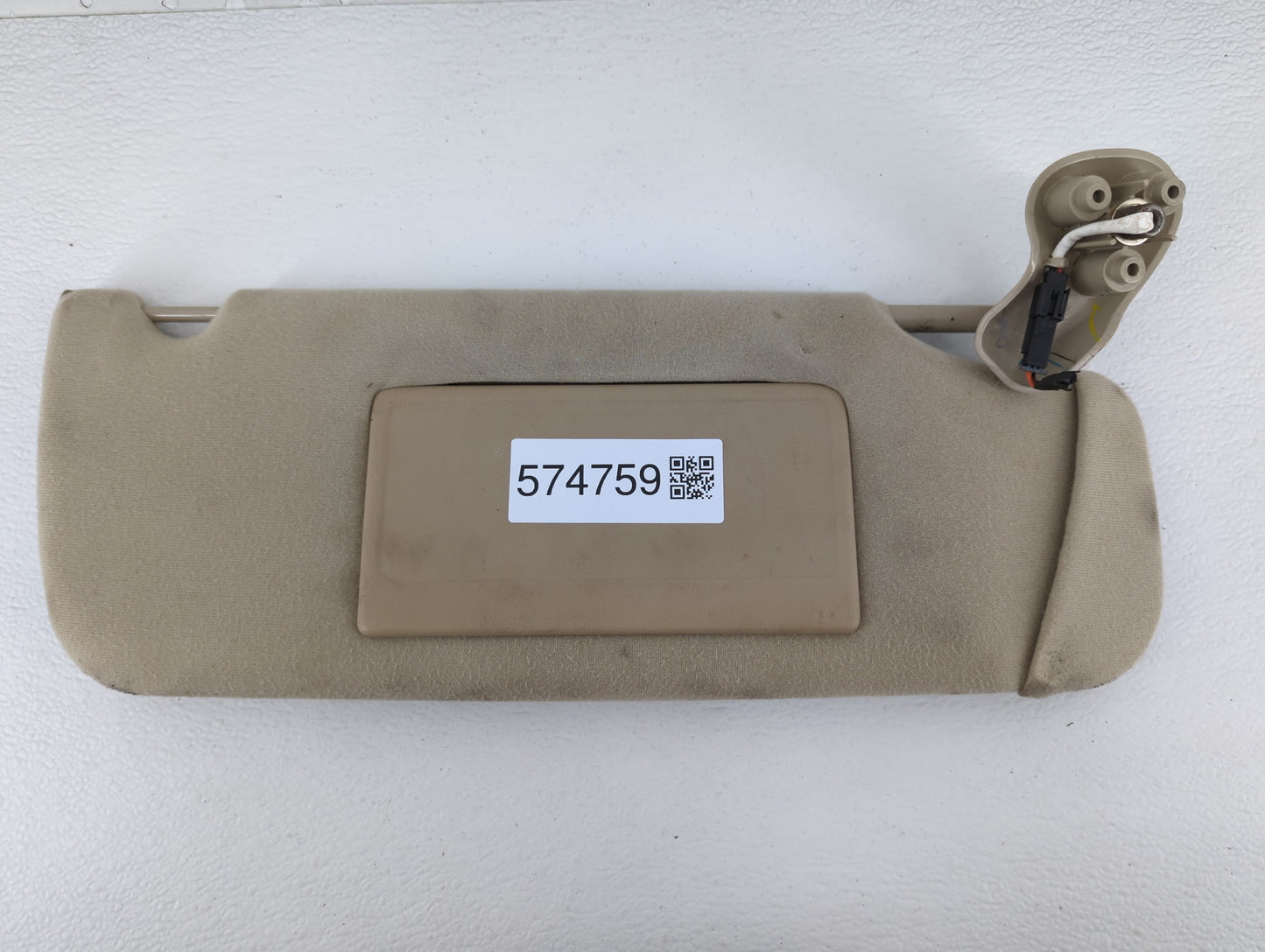 2006 Chevrolet Suburban 1500 Sun Visor Shade Replacement Passenger Right Mirror Fits OEM Used Auto Parts - Oemusedautoparts1