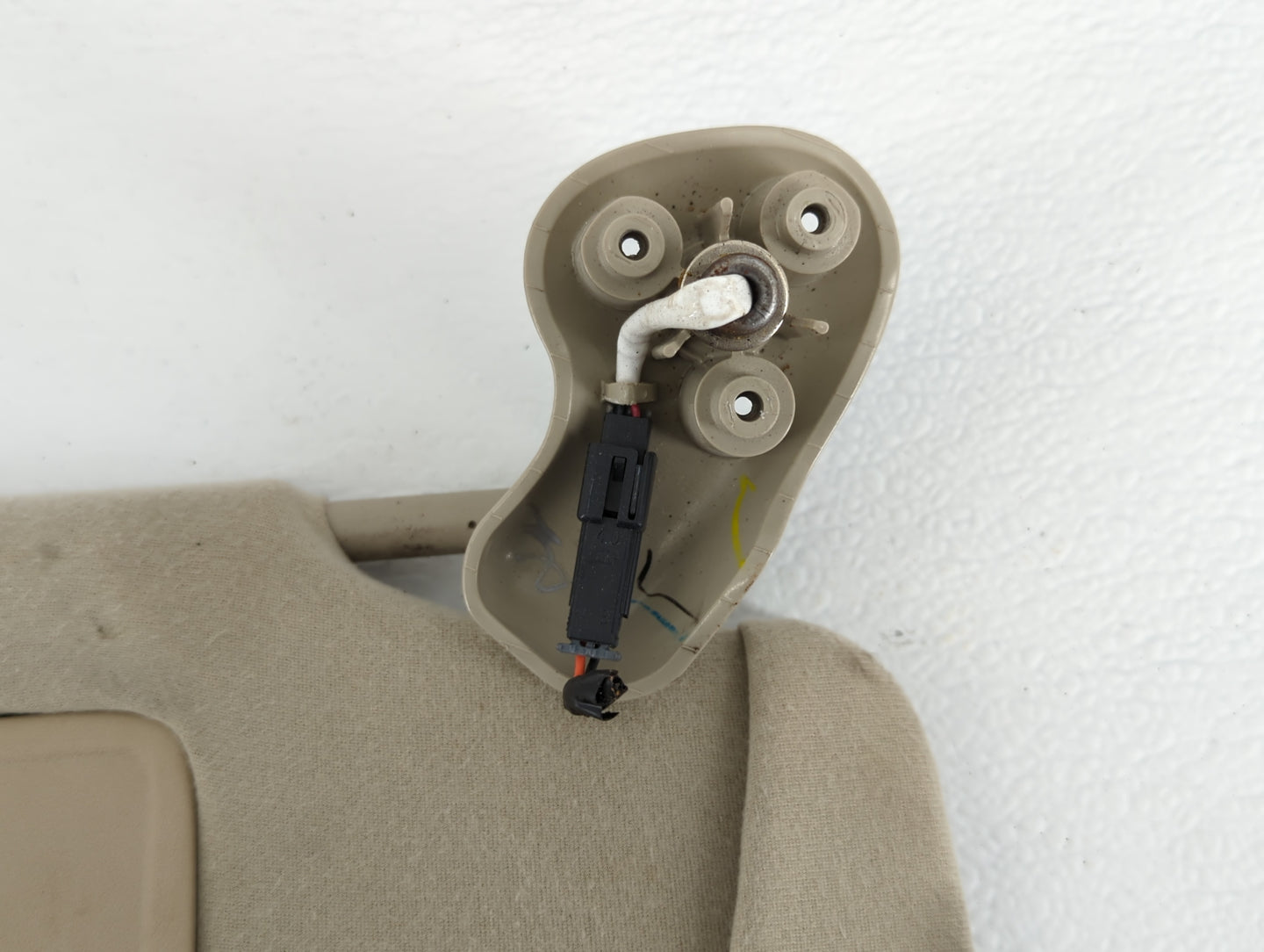 2006 Chevrolet Suburban 1500 Sun Visor Shade Replacement Passenger Right Mirror Fits OEM Used Auto Parts - Oemusedautoparts1