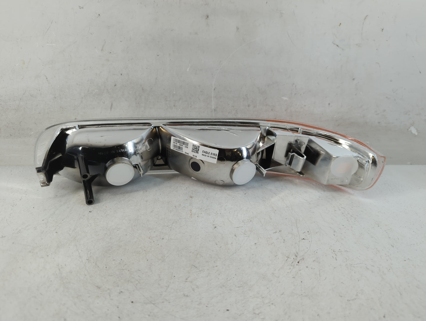 2000 Chevrolet Suburban 2500 Driver Left Oem Head Light Headlight Lamp - Oemusedautoparts1.com